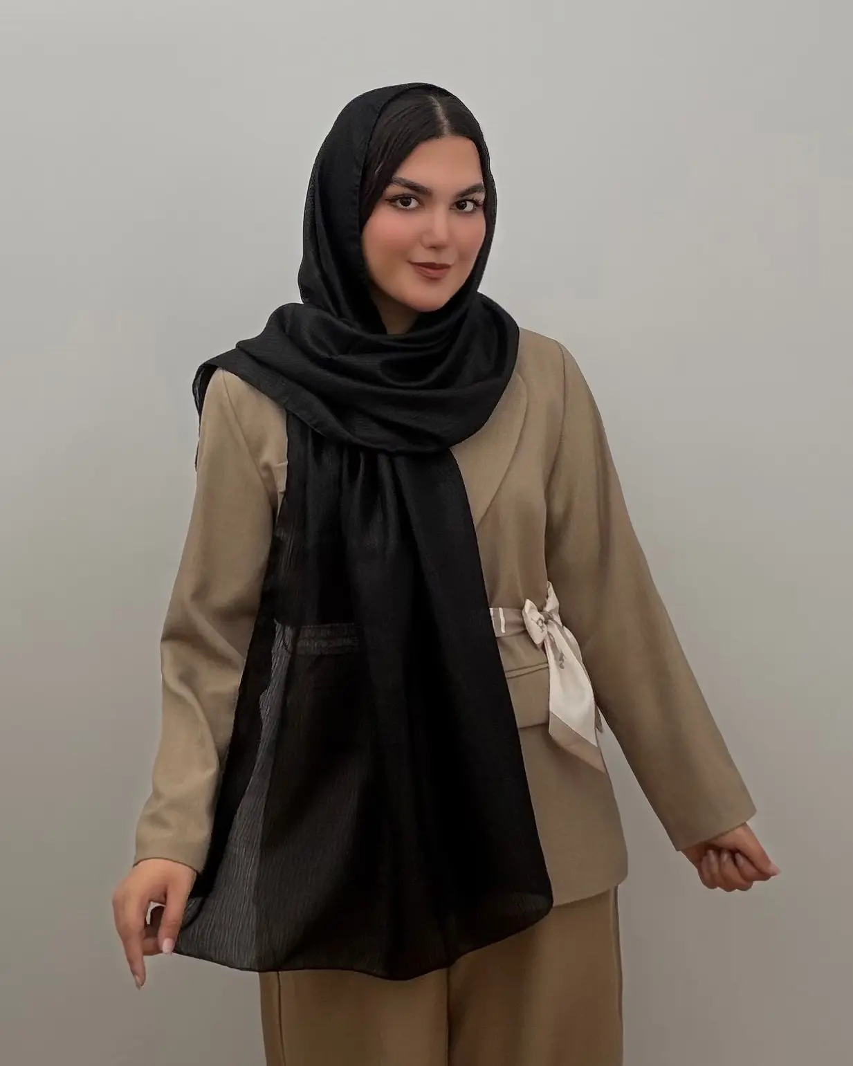 شال مشکی کریستال