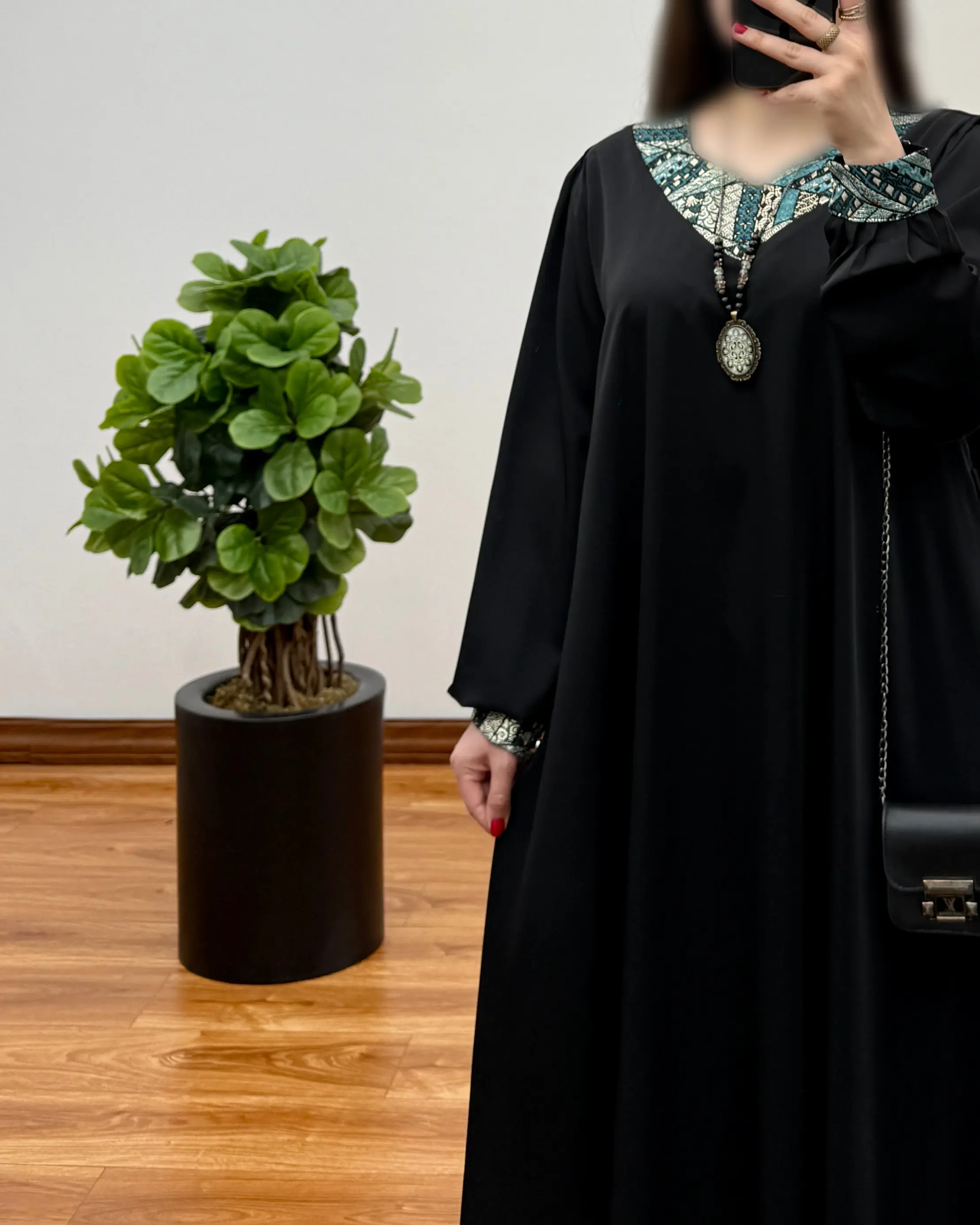 مانتو ایتالیایی الیزه مدل النا