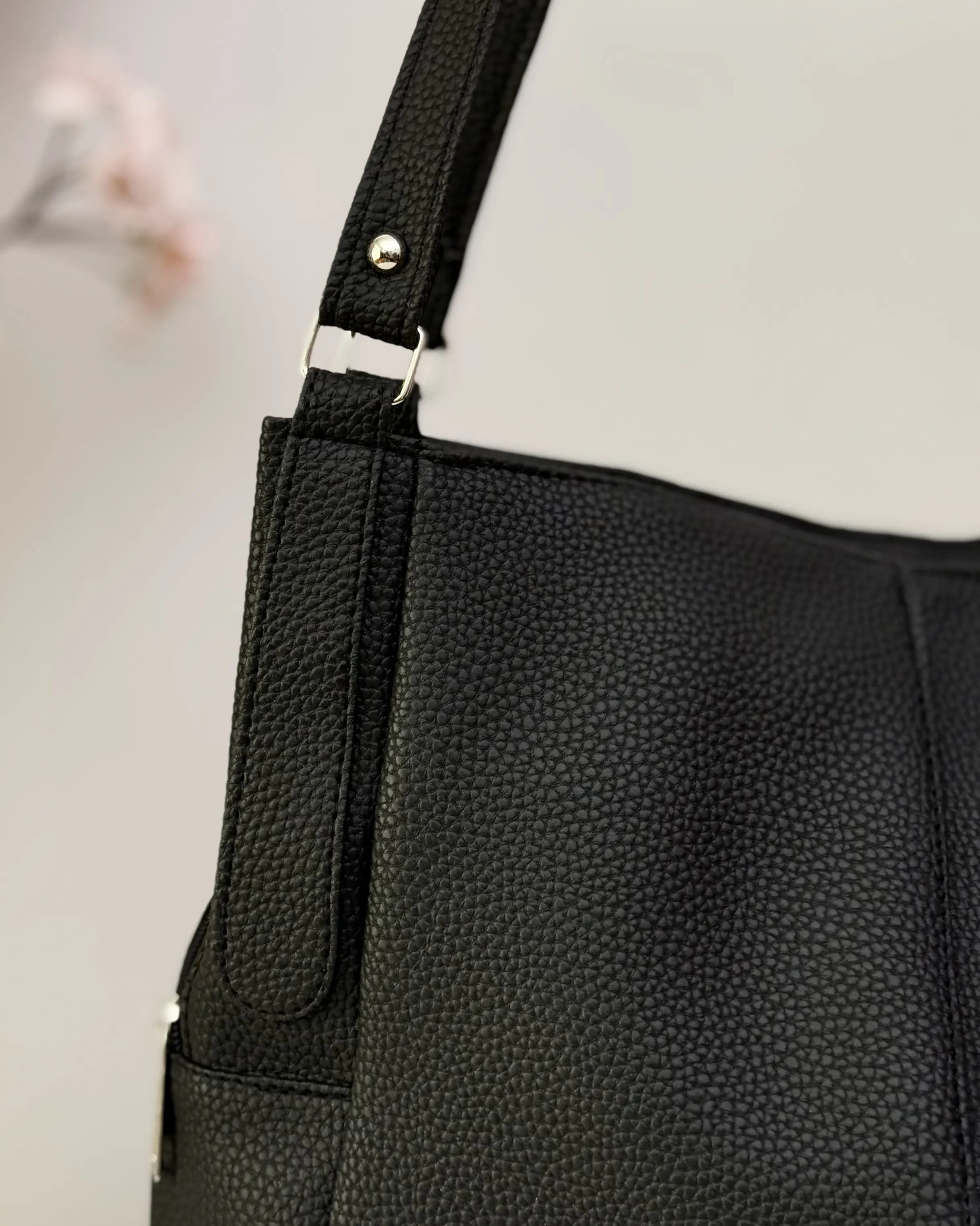 کیف چرم زنانه بزرگ کد ۱۳۸۴