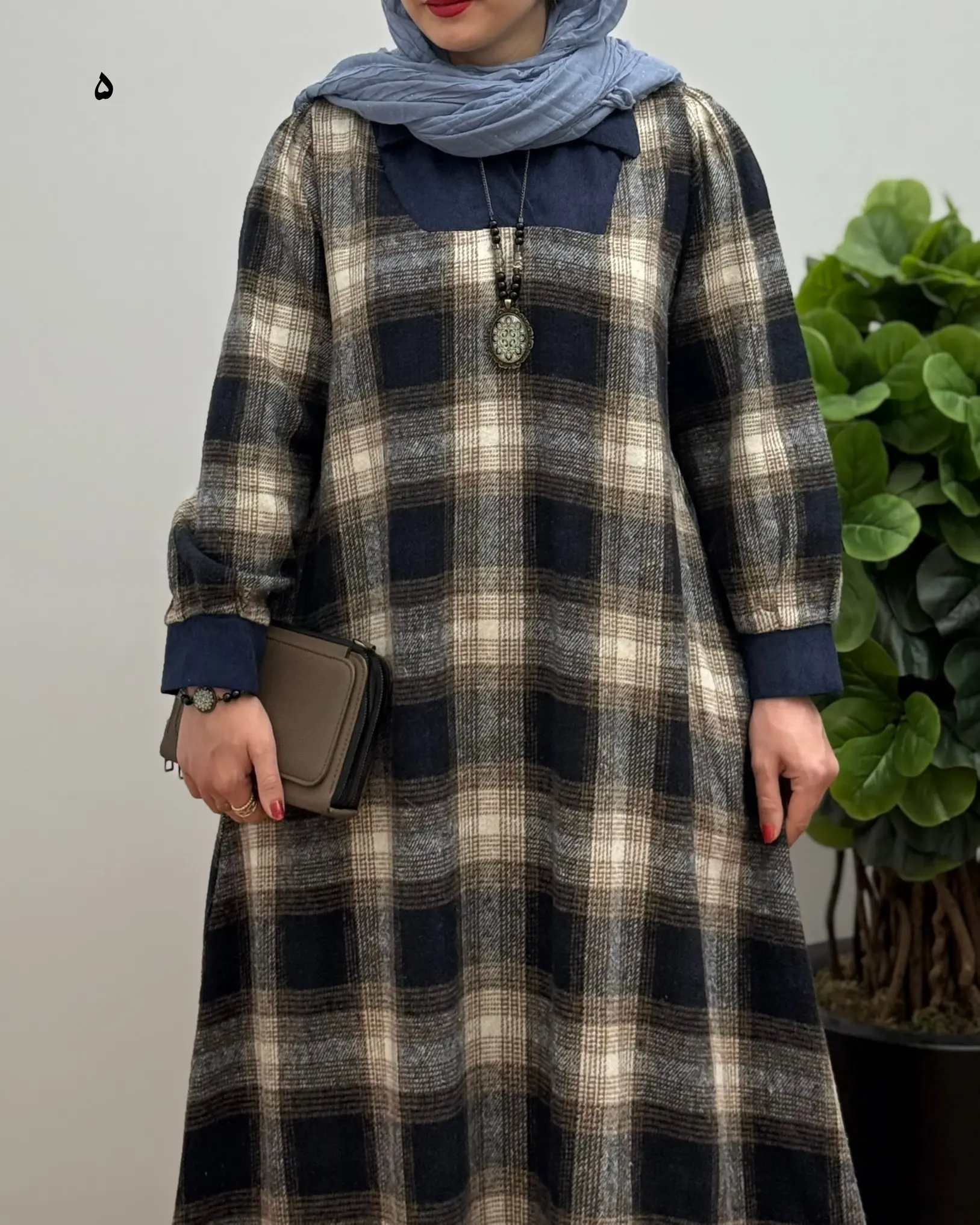 پیراهن پشمی خاتون ۱