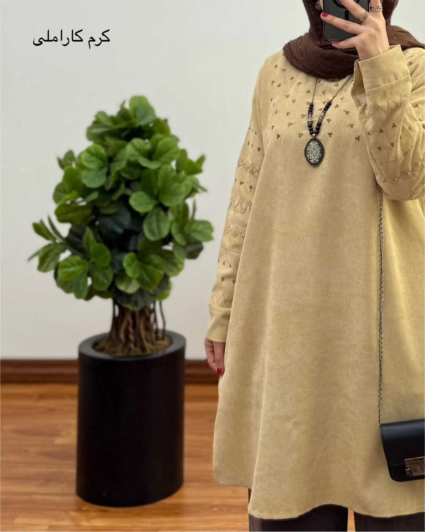 مانتو گلدوزی رویال