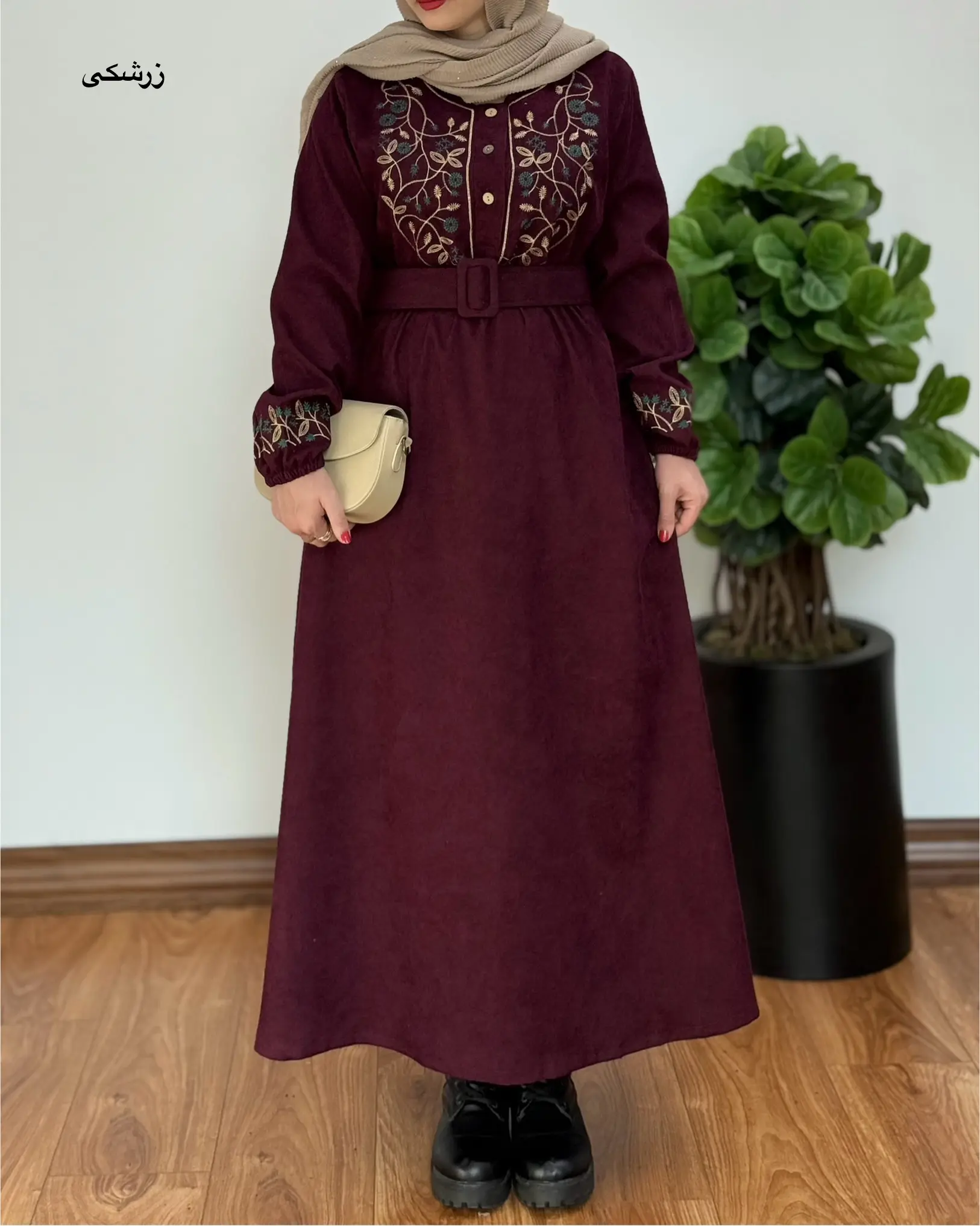 مانتو شهربانو کبریتی طرح برگ ۳