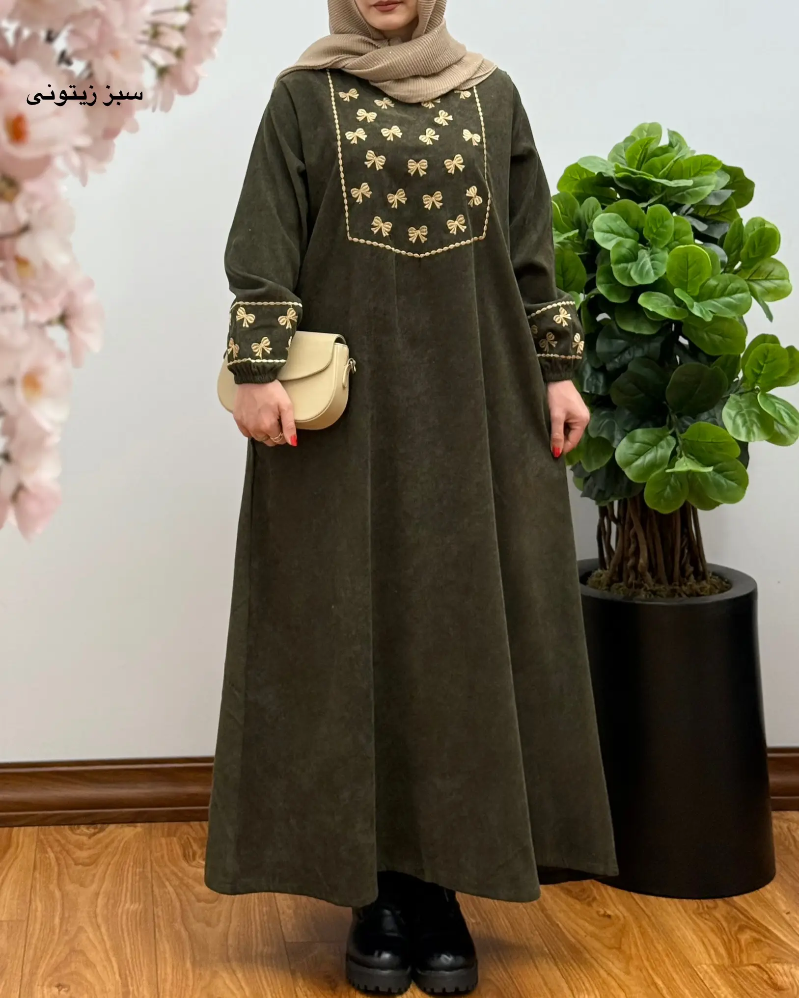 پیراهن مانتویی گلدوزی نرگس