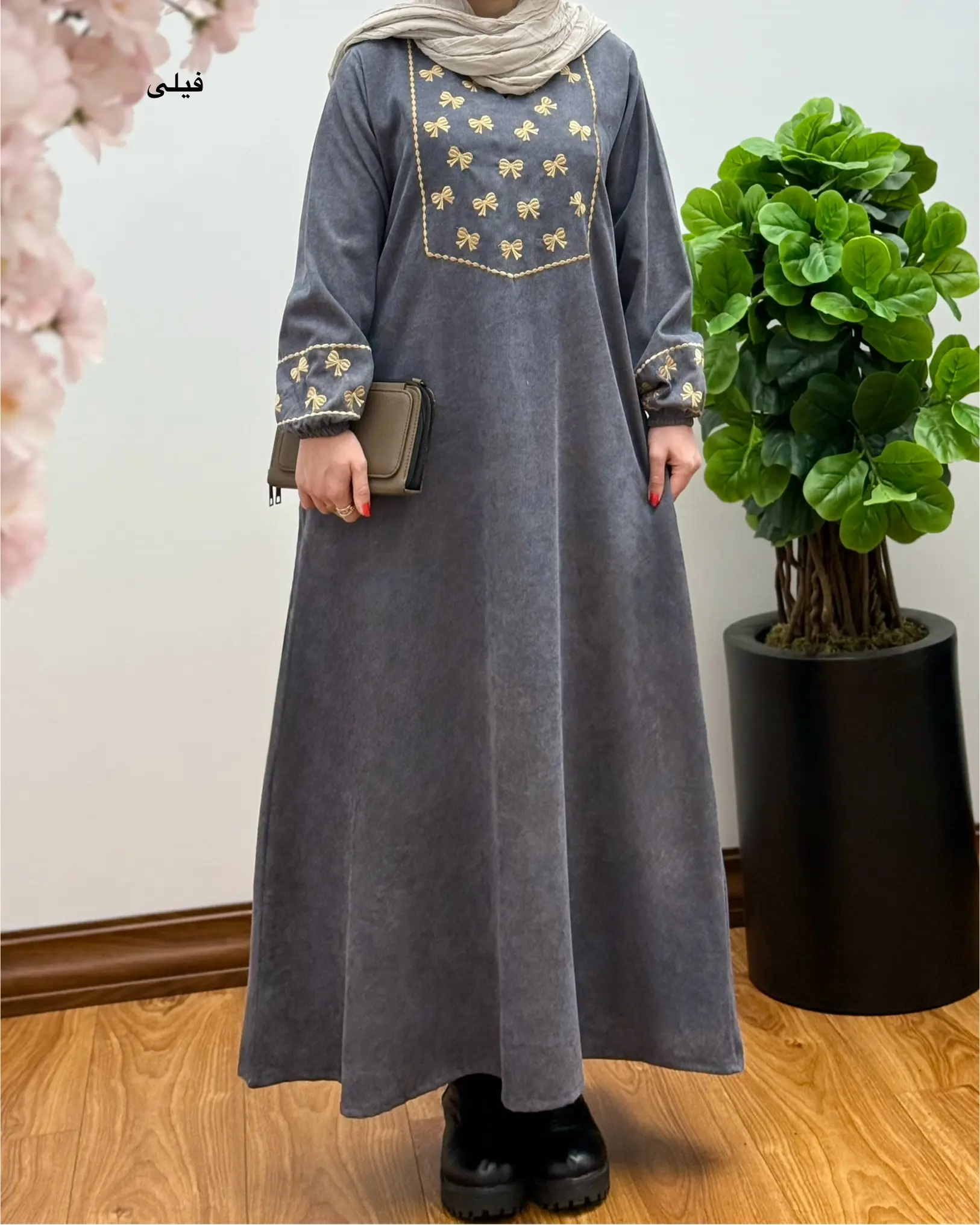 پیراهن مانتویی گلدوزی نرگس