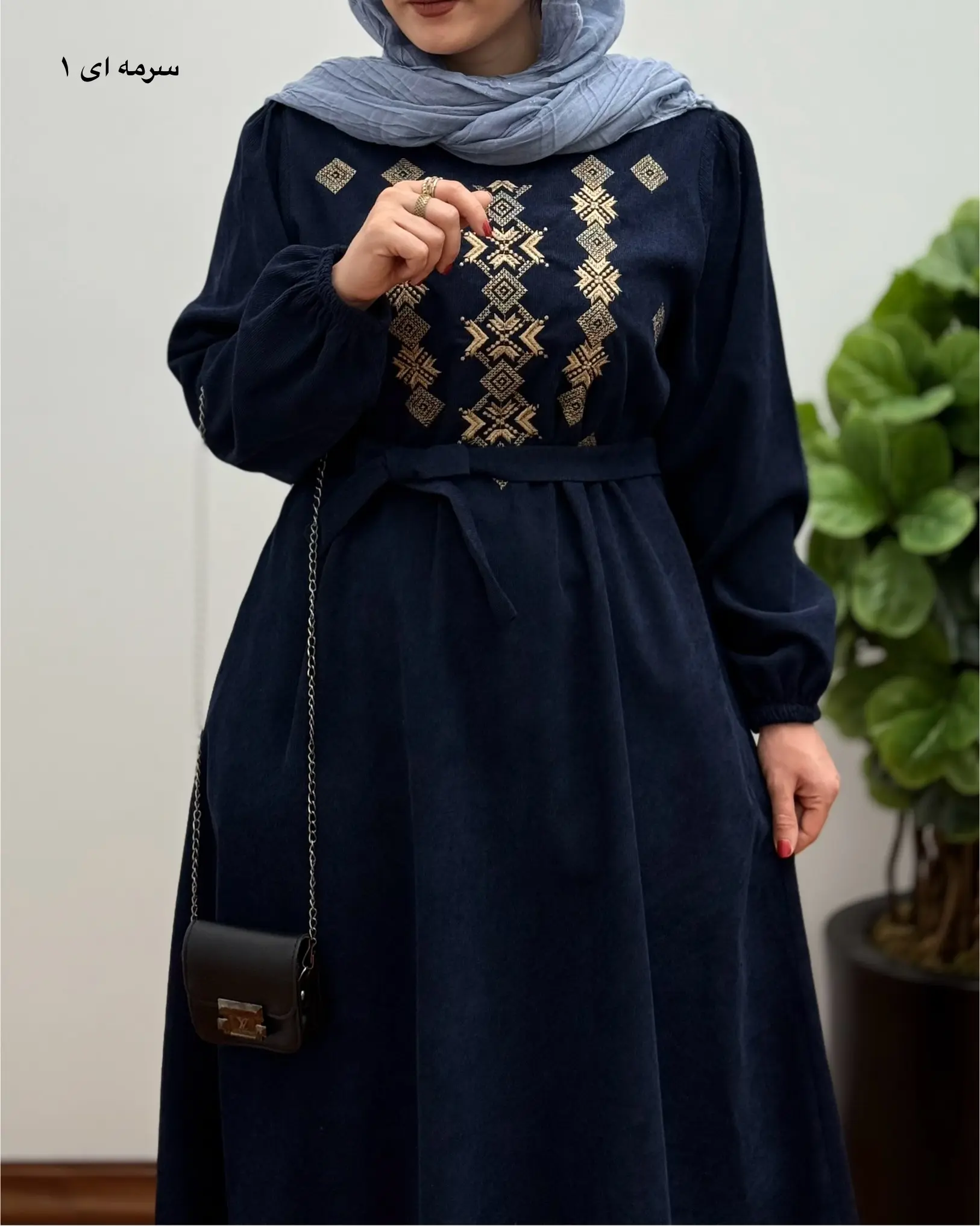 مانتو گلدوزی ماهان