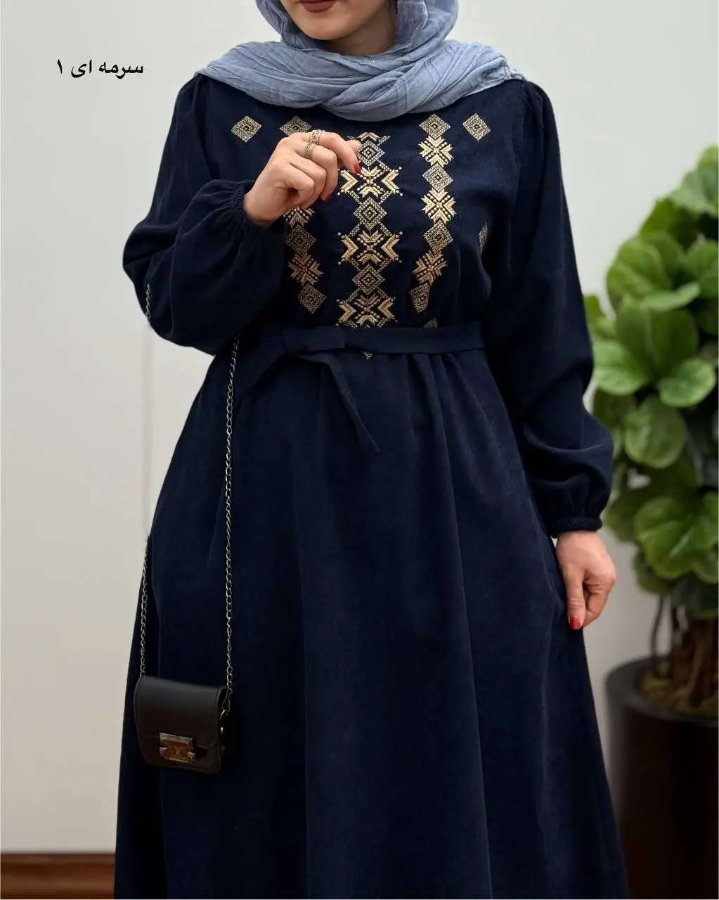 مانتو گلدوزی ماهان