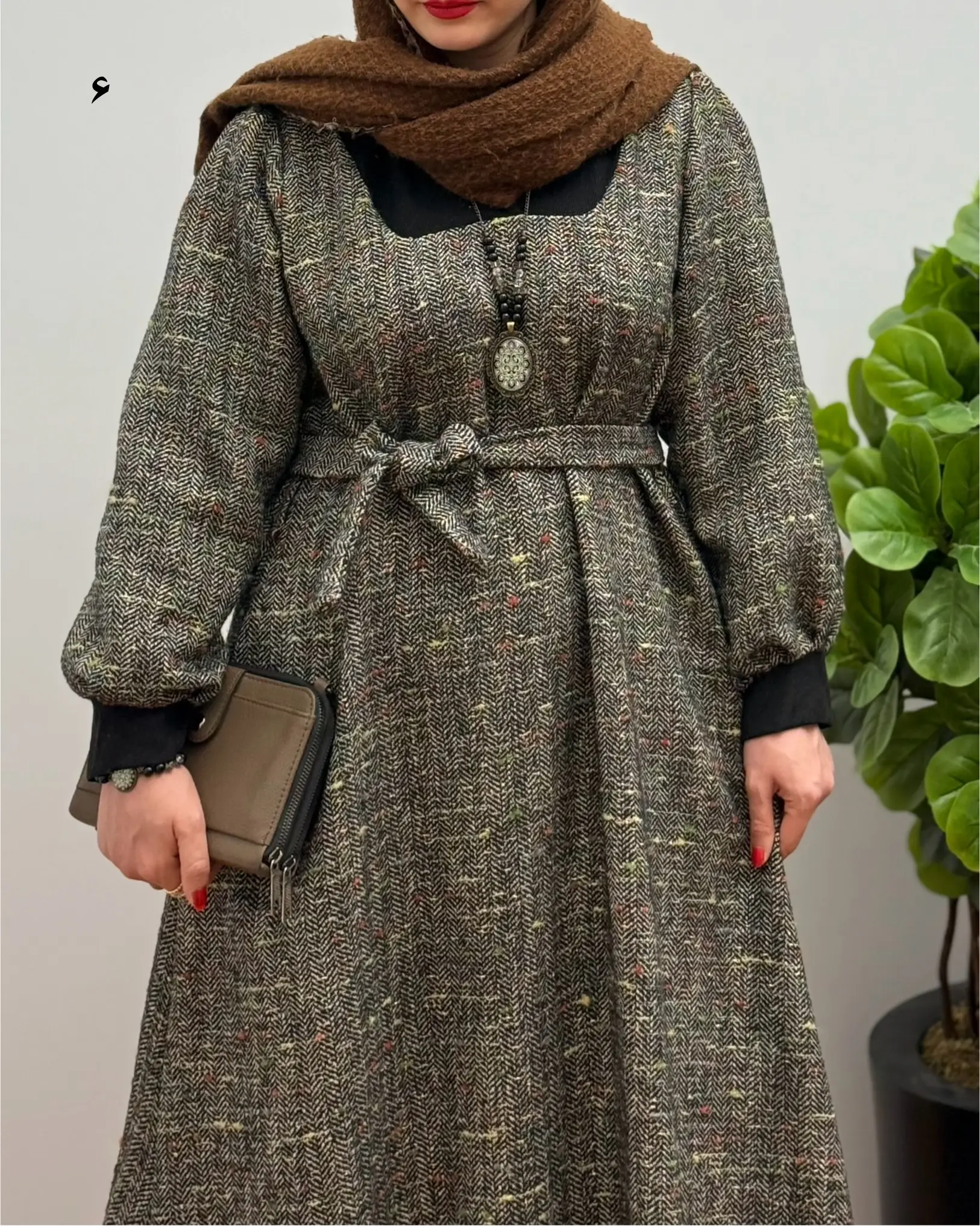 پیراهن پشمی خاتون