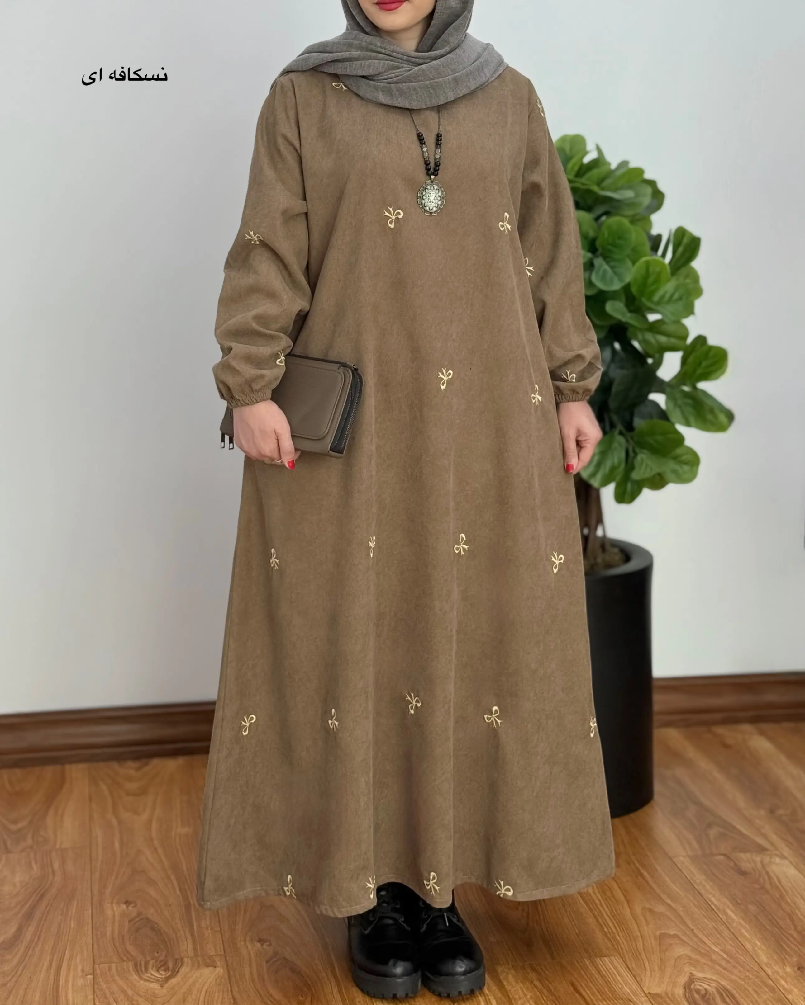 پیراهن مانتویی تمام گلدوزی پاپیون