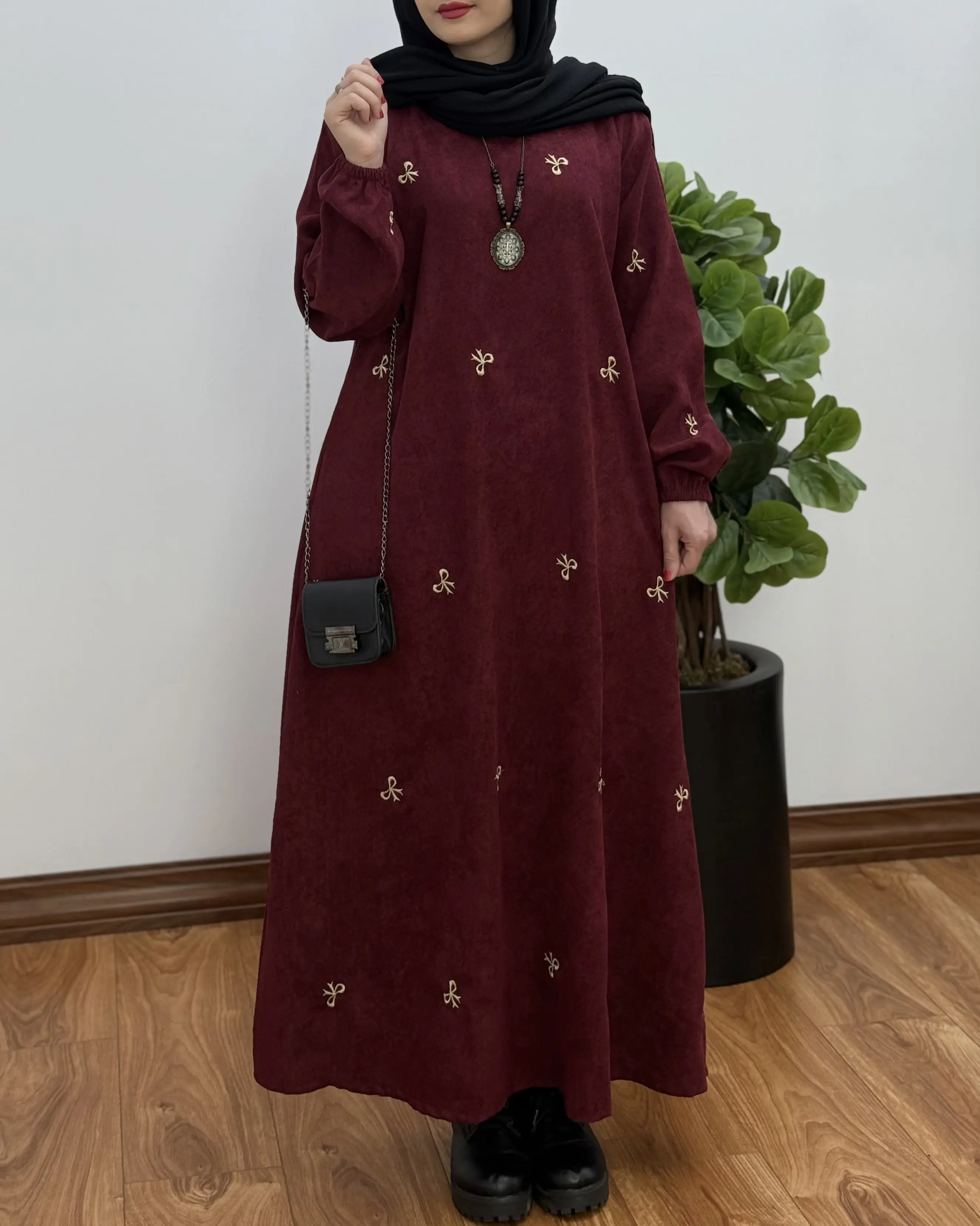 پیراهن مانتویی تمام گلدوزی پاپیون