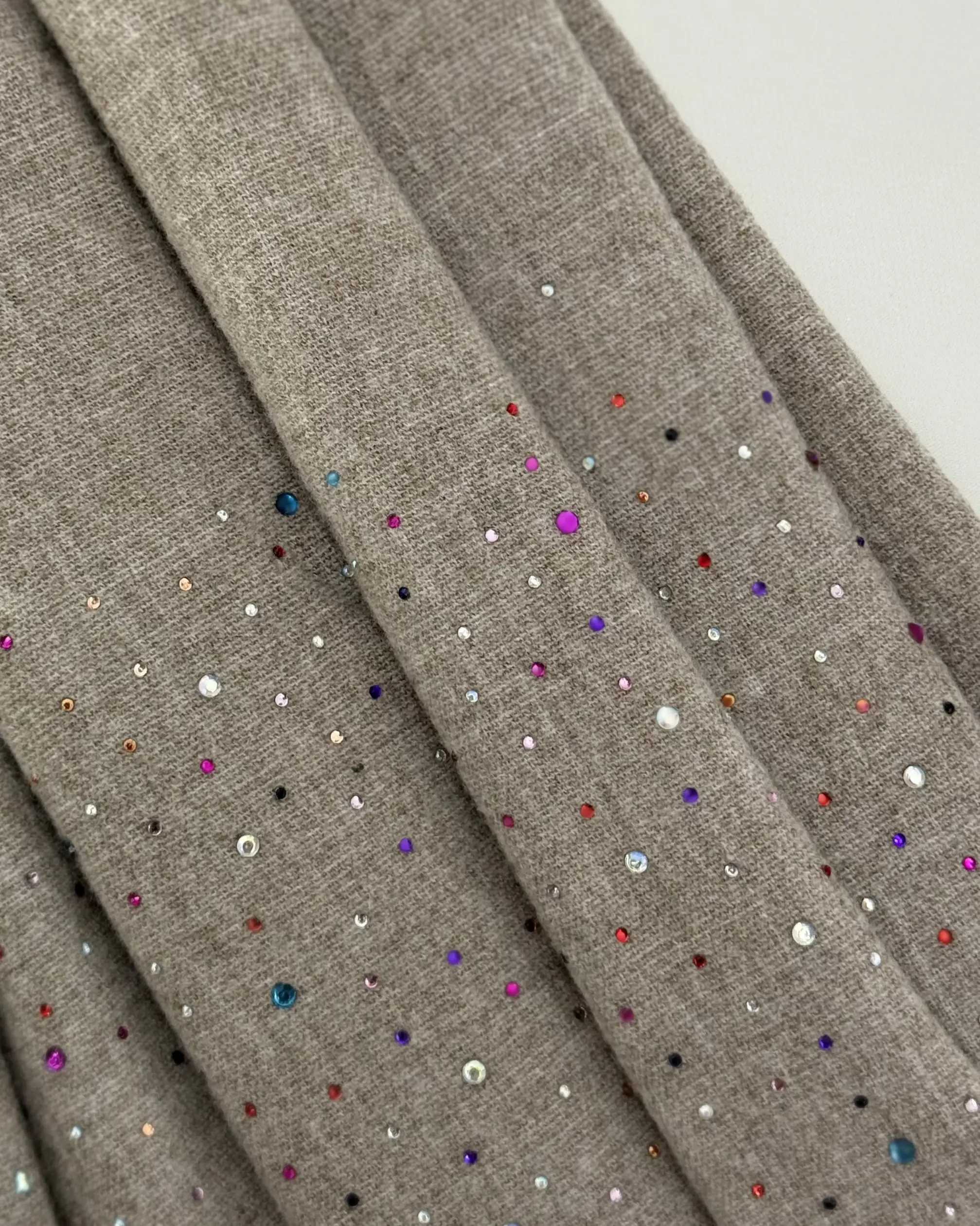 شال موهر نگین دار