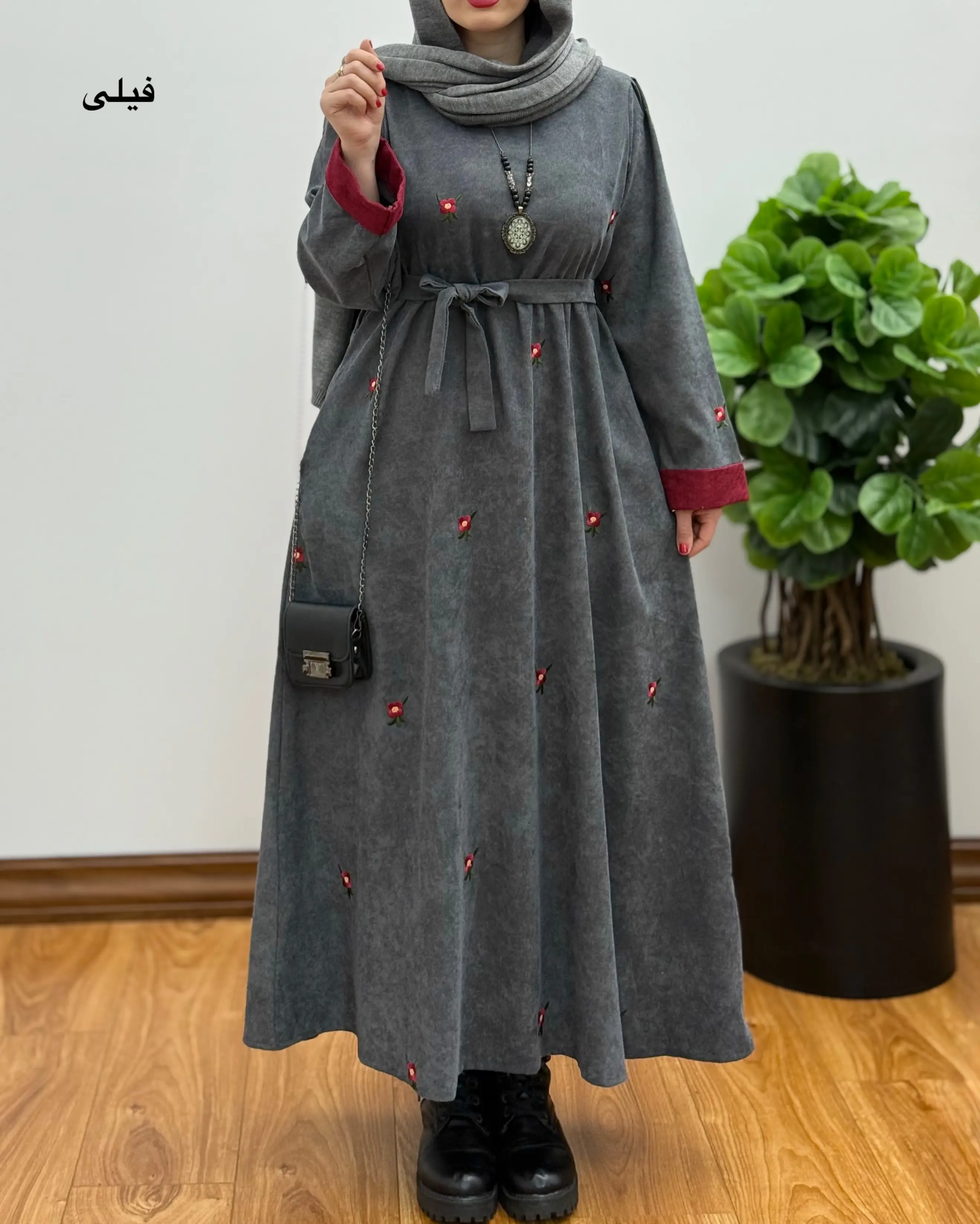 پیراهن مانتویی تبسم