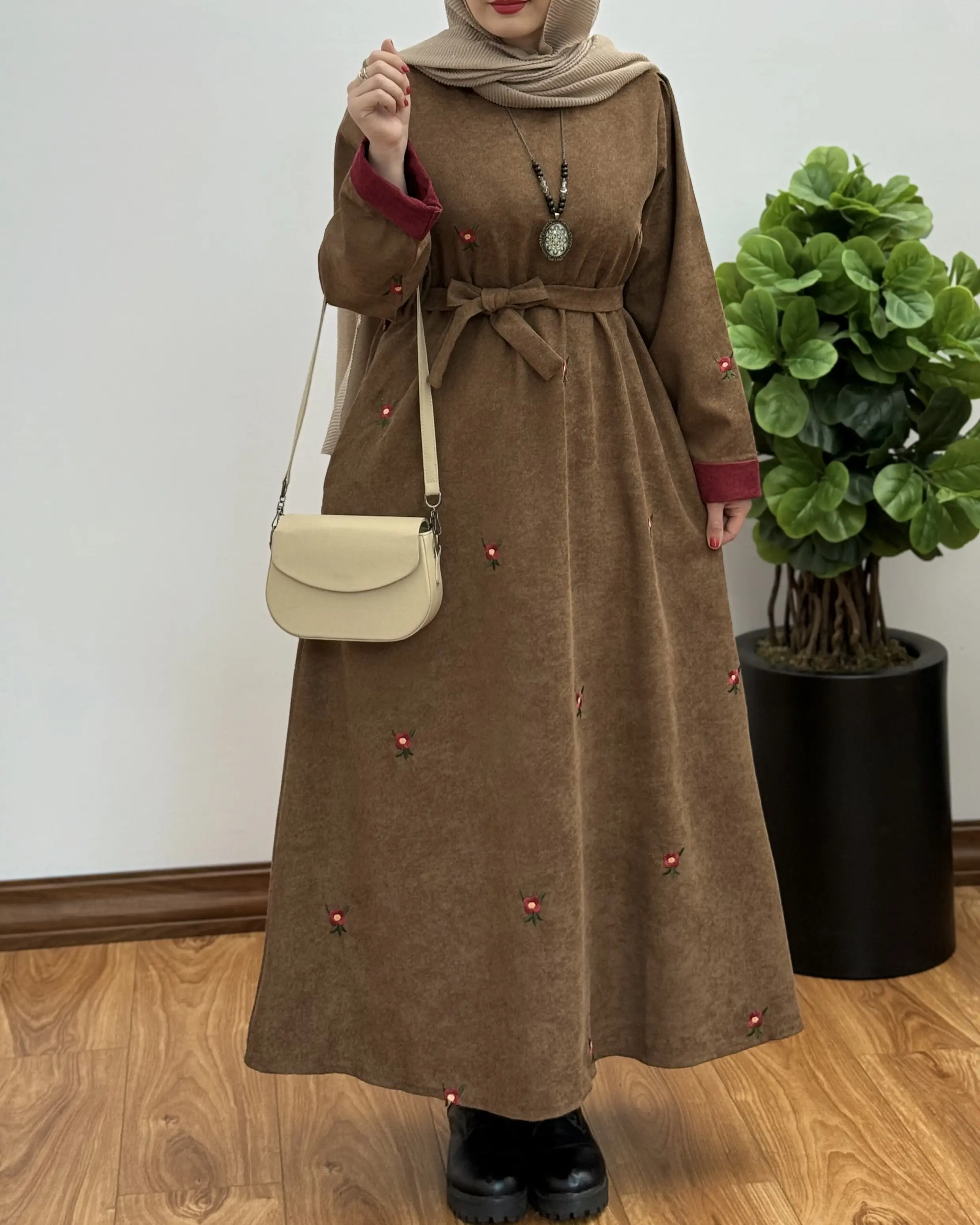 پیراهن مانتویی تبسم