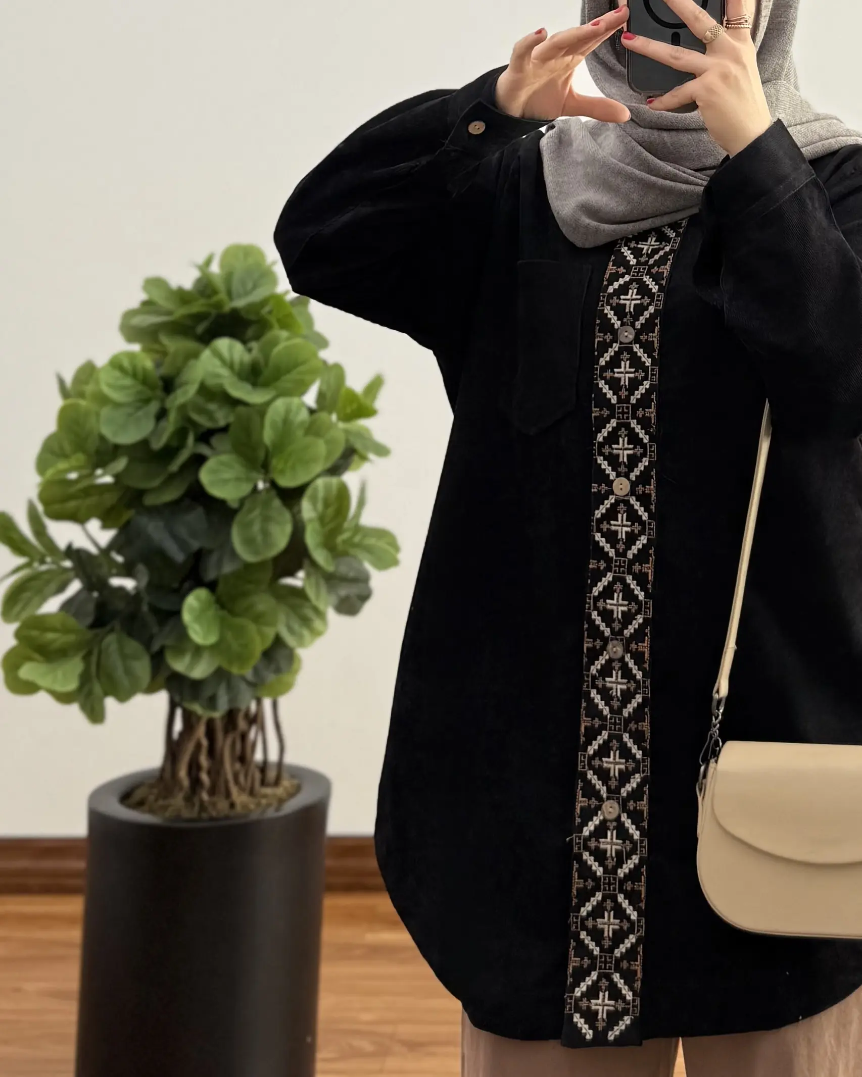 مانتو گلدوزی تک جیب