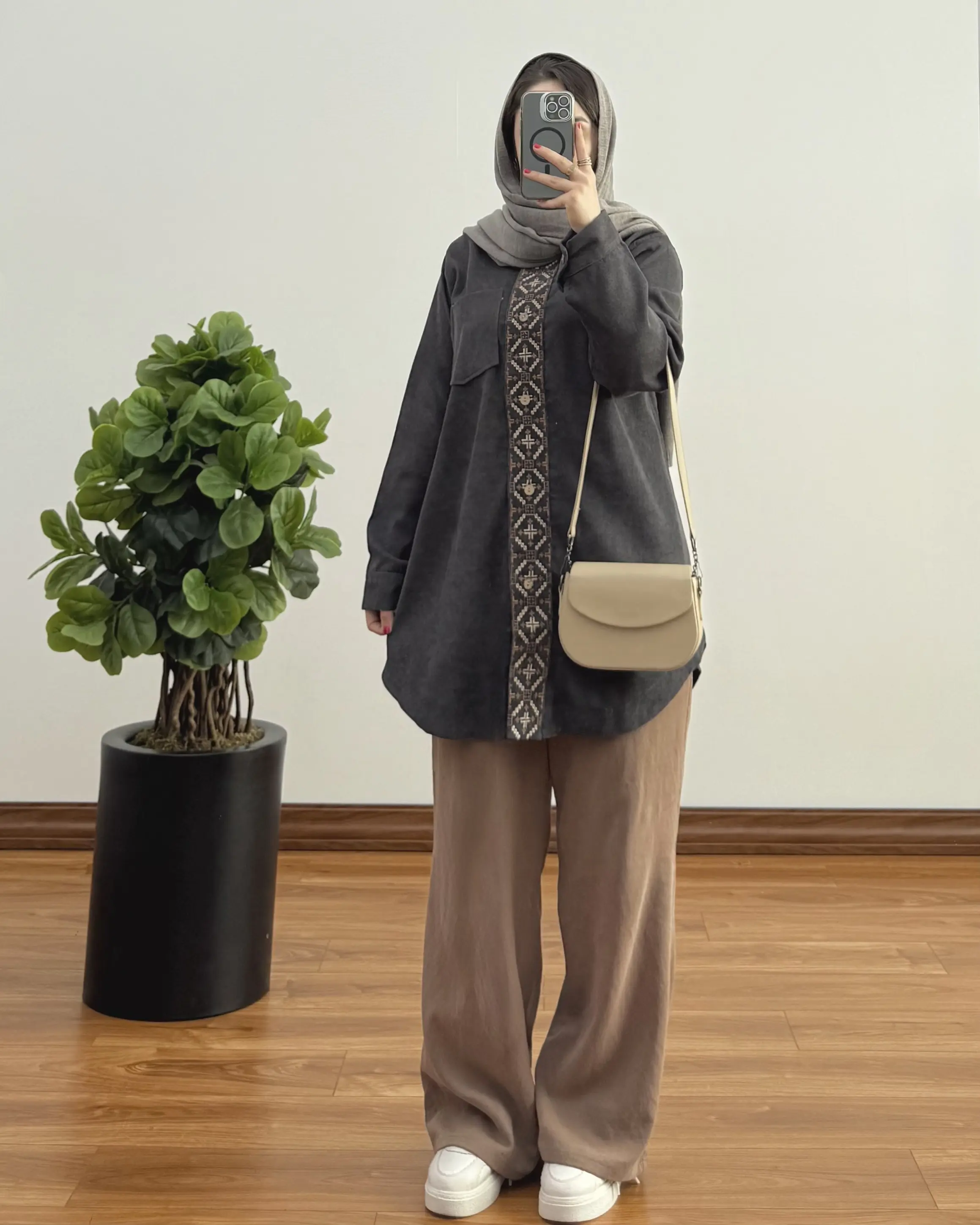 مانتو گلدوزی تک جیب