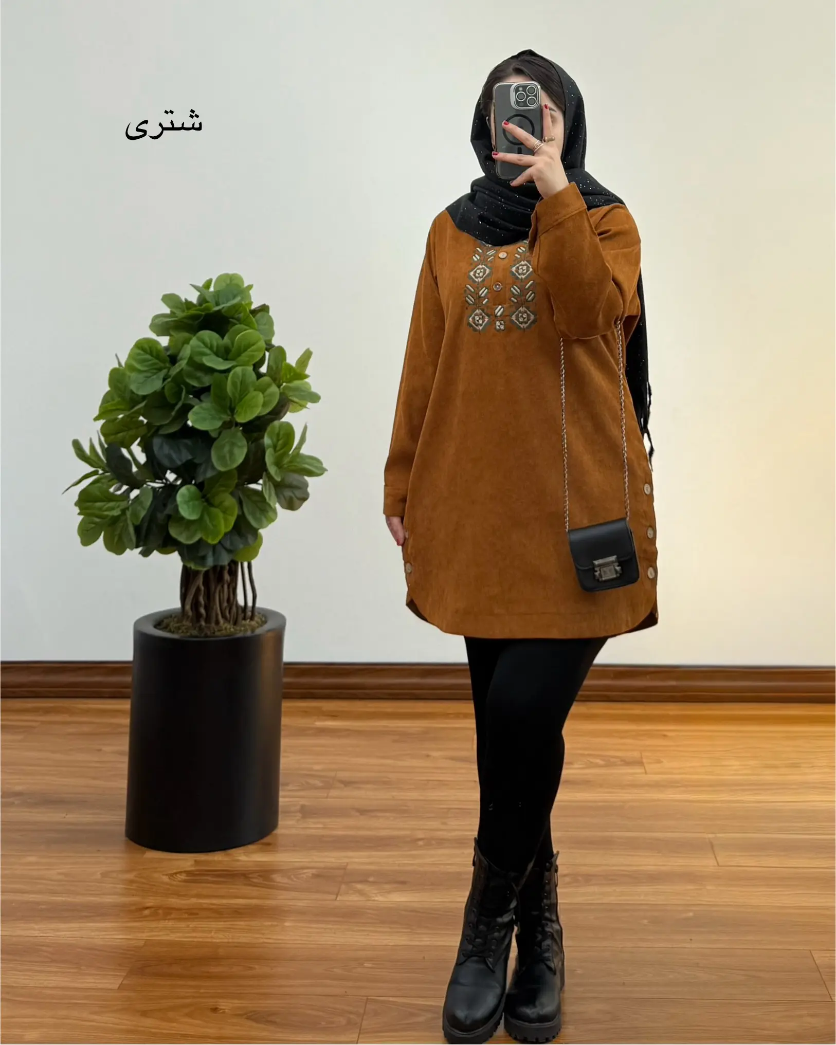 مانتو گلدوزی روژین