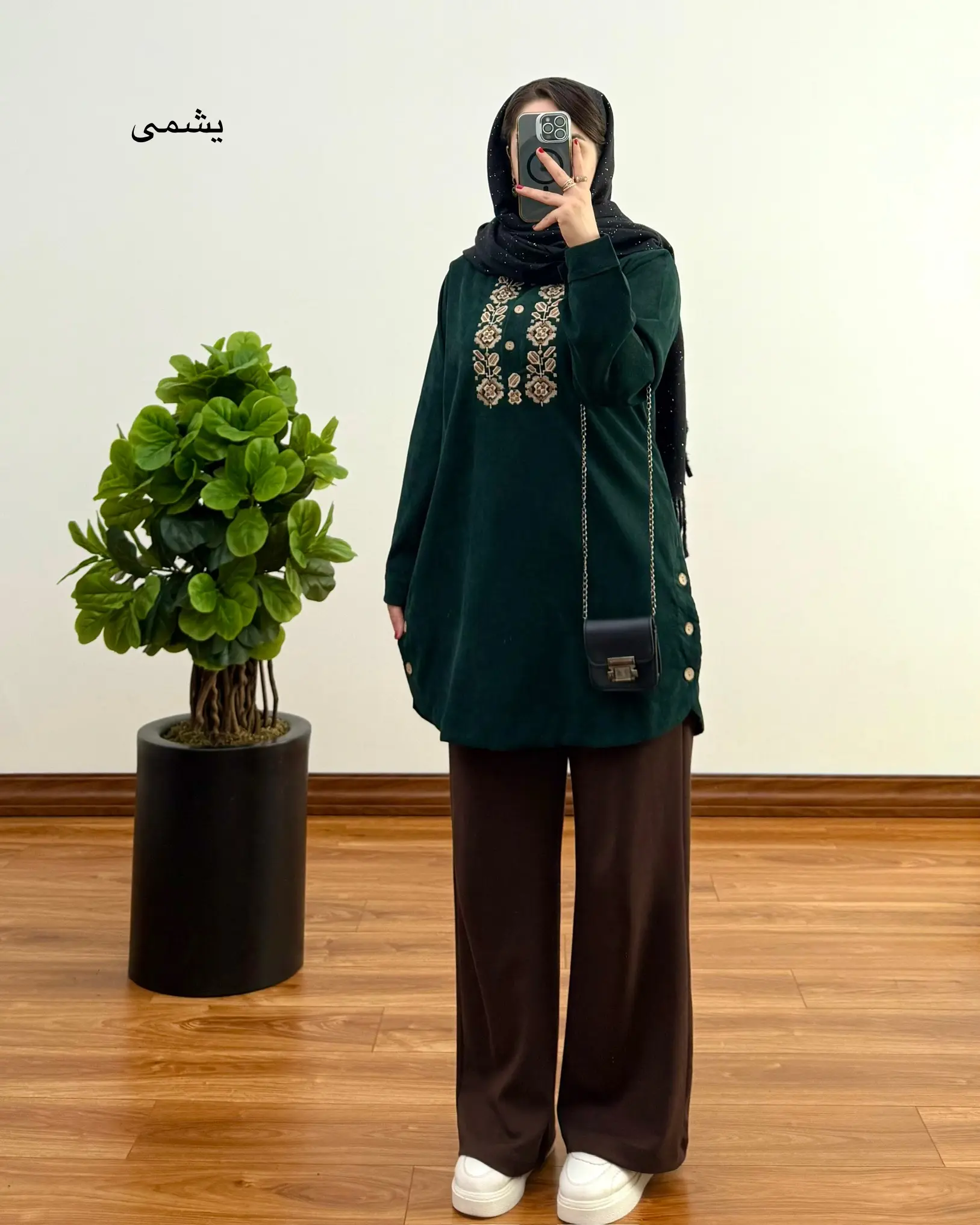 مانتو گلدوزی روژین