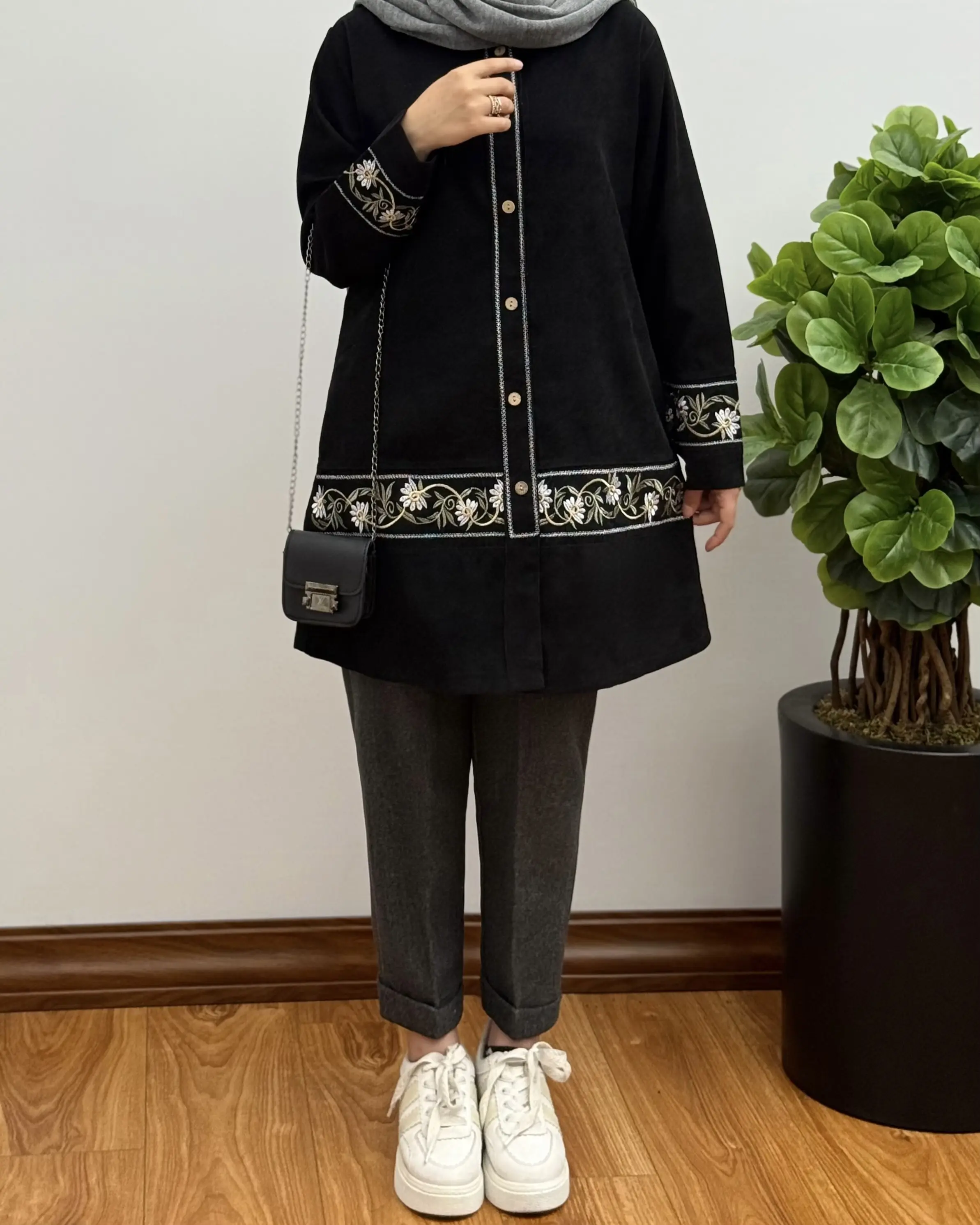 مانتو مخمل آریان