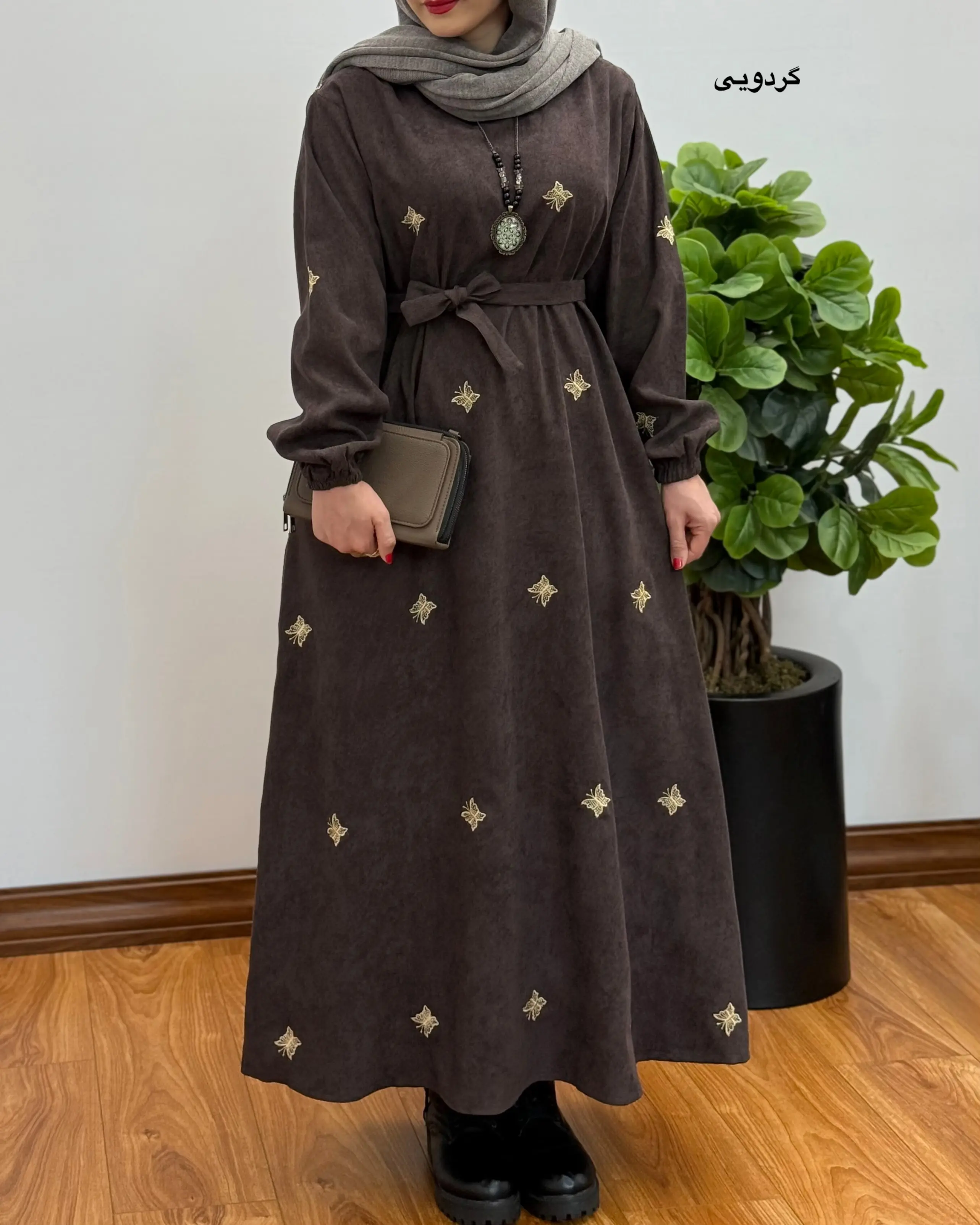 پیراهن مانتویی تمام گلدوزی پروانه