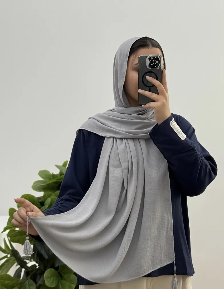 شال برشکا ریز منگوله دار