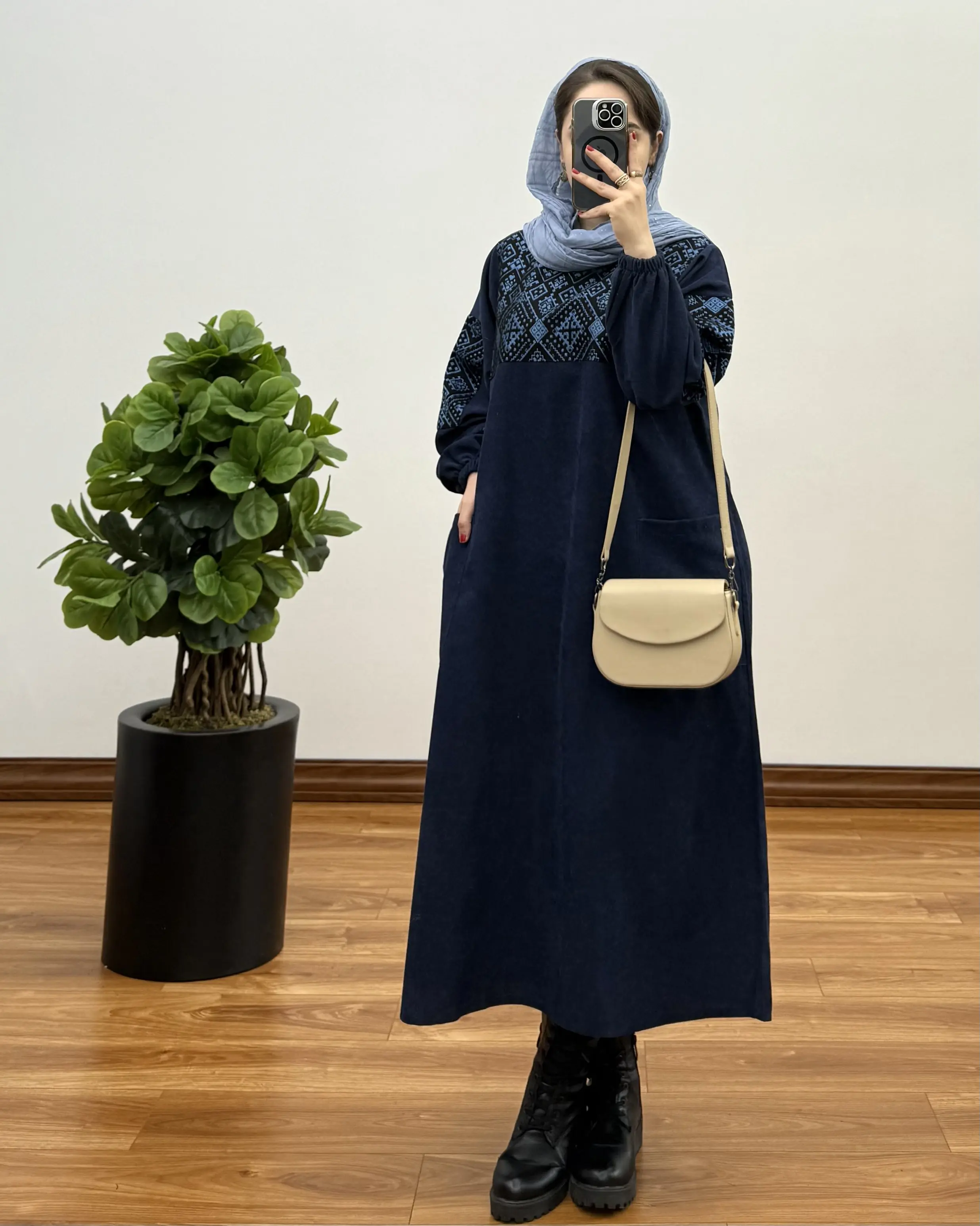 مانتو نهال ۱