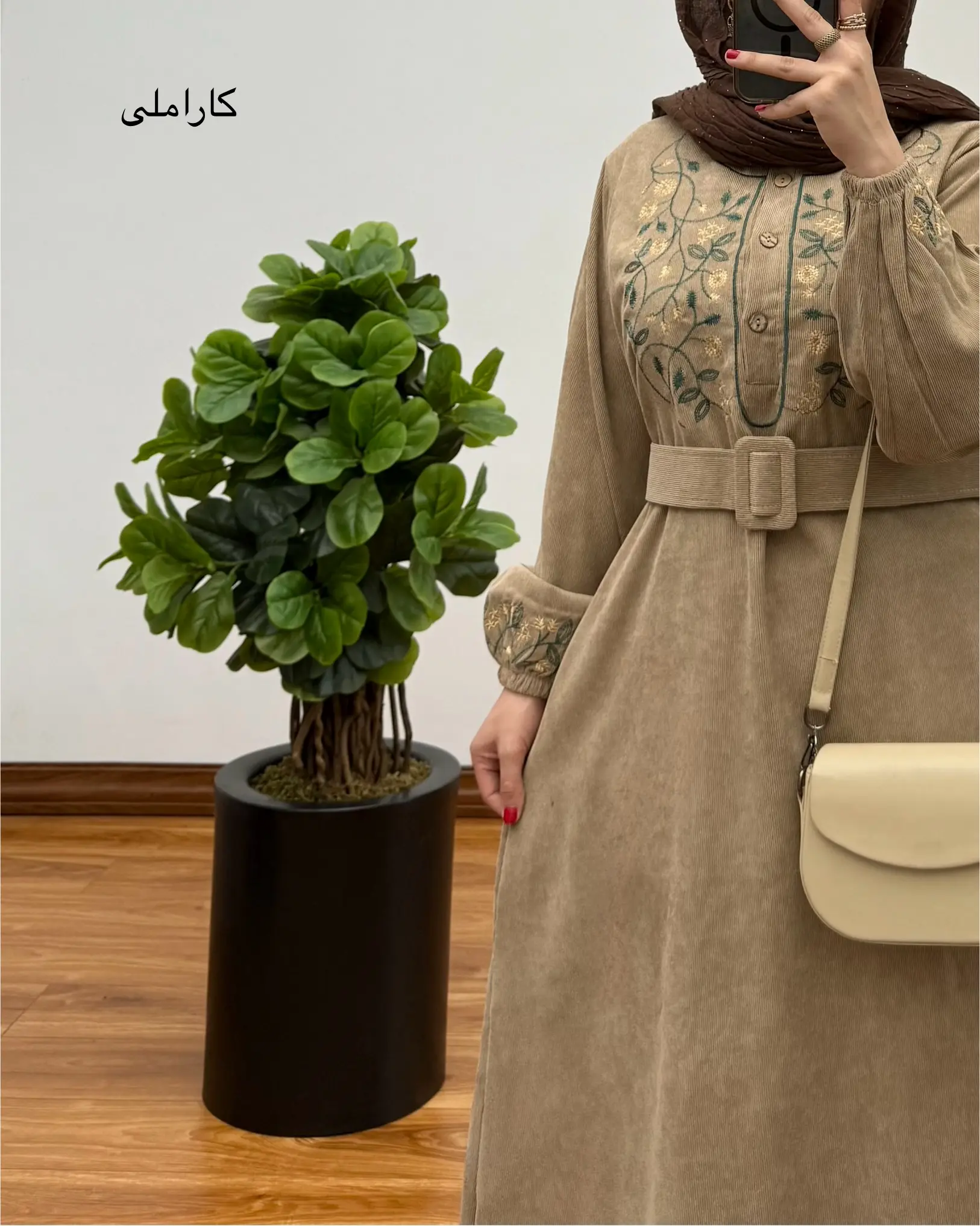 مانتو شهربانو کبریتی طرح برگ ۲