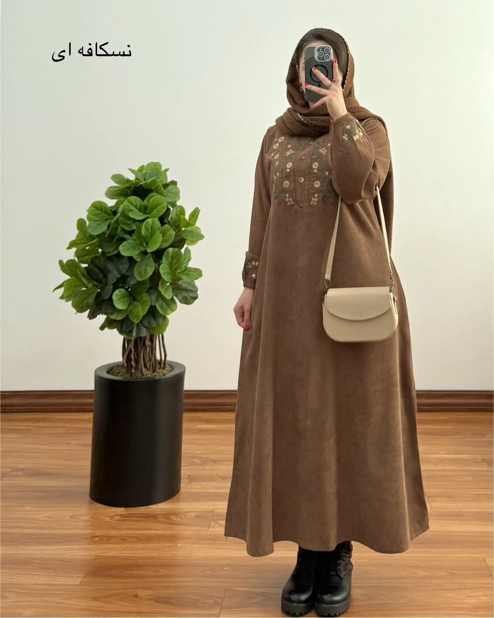 مانتو شهربانو کبریتی طرح برگ ۲