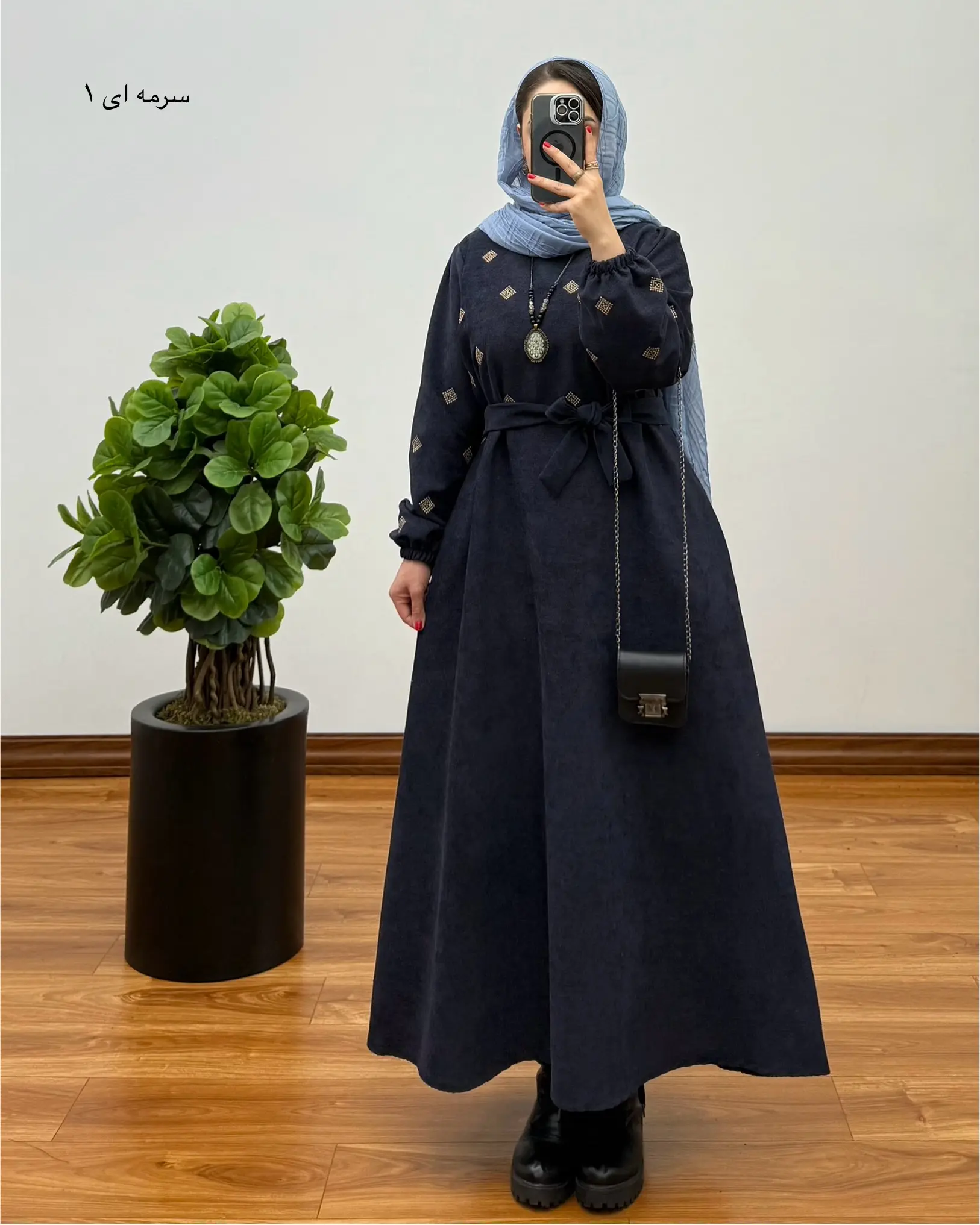 پیراهن مانتویی گلدوزی سیمین