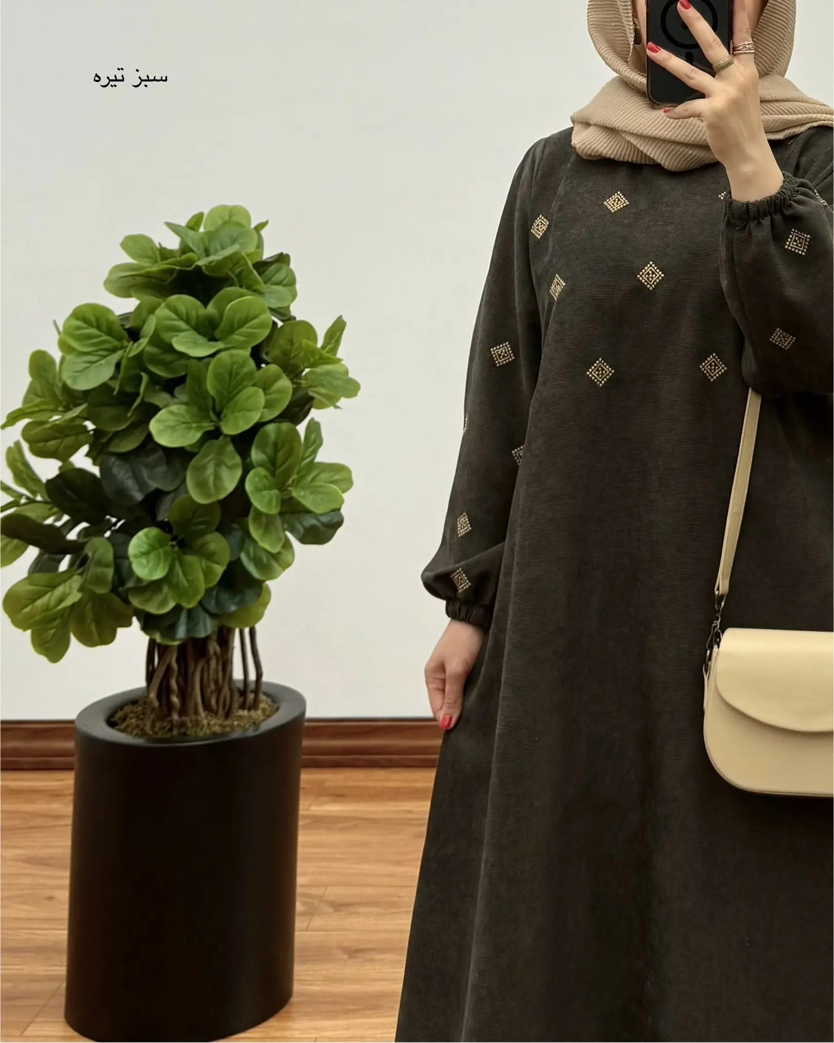 پیراهن مانتویی گلدوزی سیمین