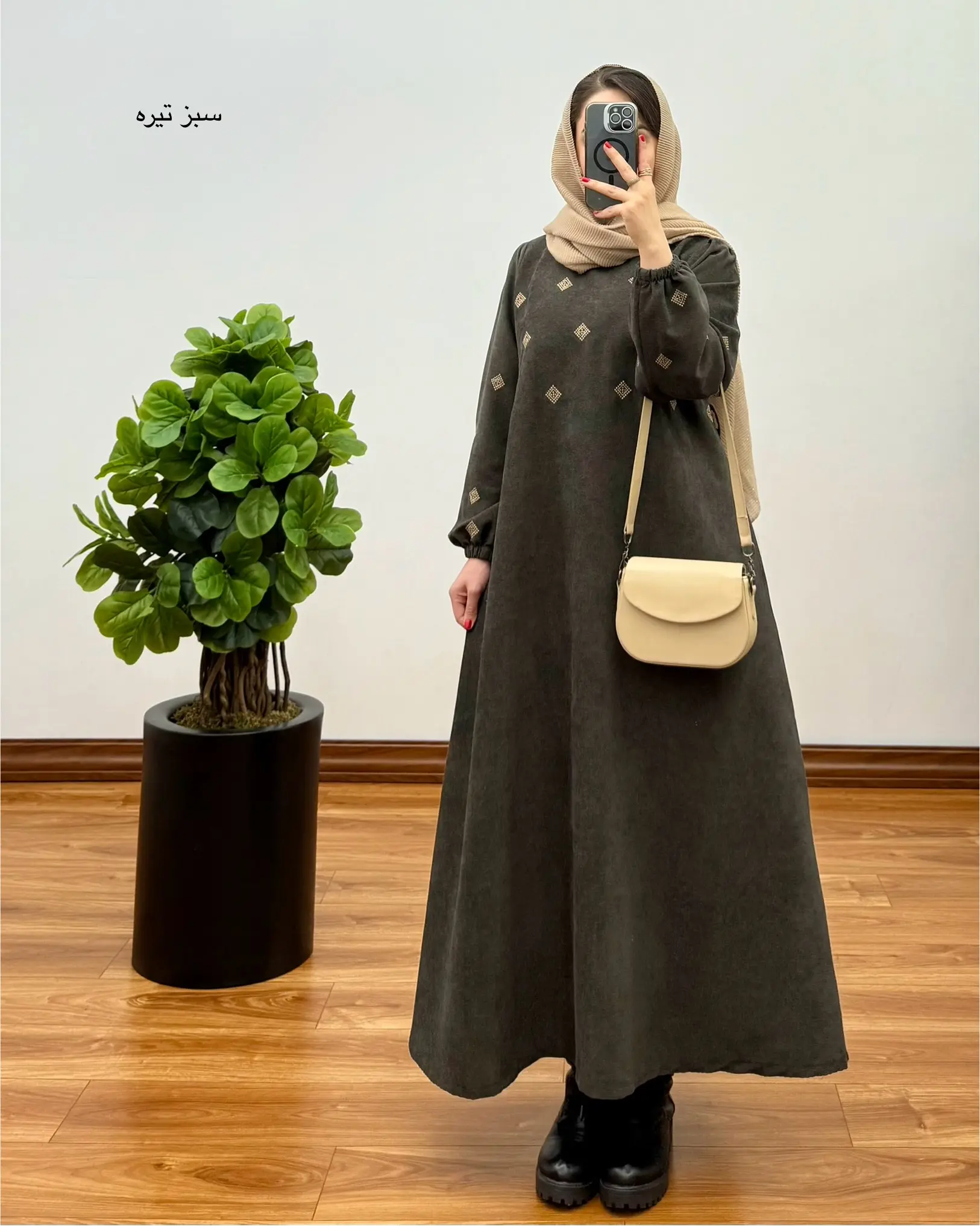 پیراهن مانتویی گلدوزی سیمین