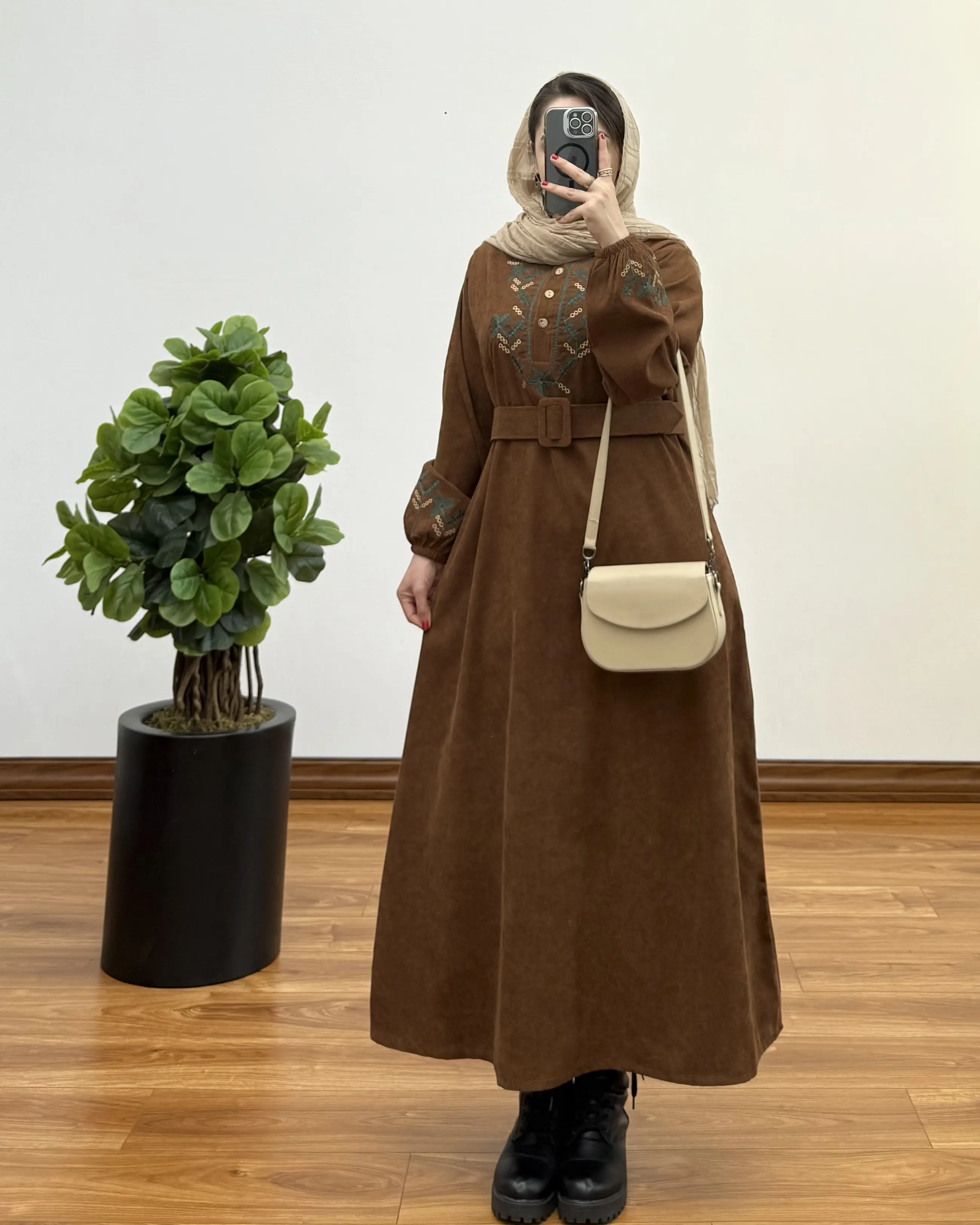 مانتو شهربانو کبریتی طرح مینیاتوری