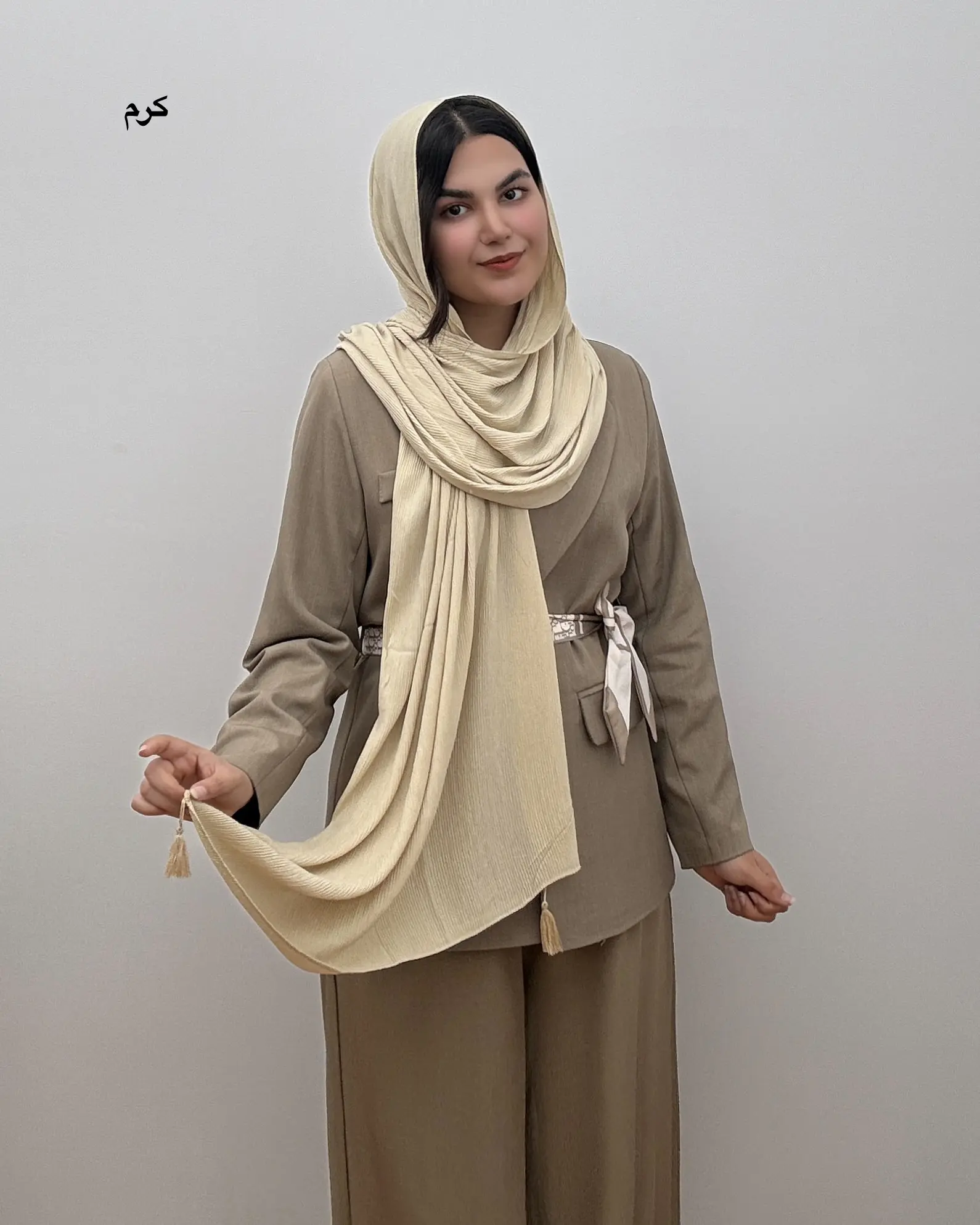 شال پلیسه نخی مدل سی اسکارف