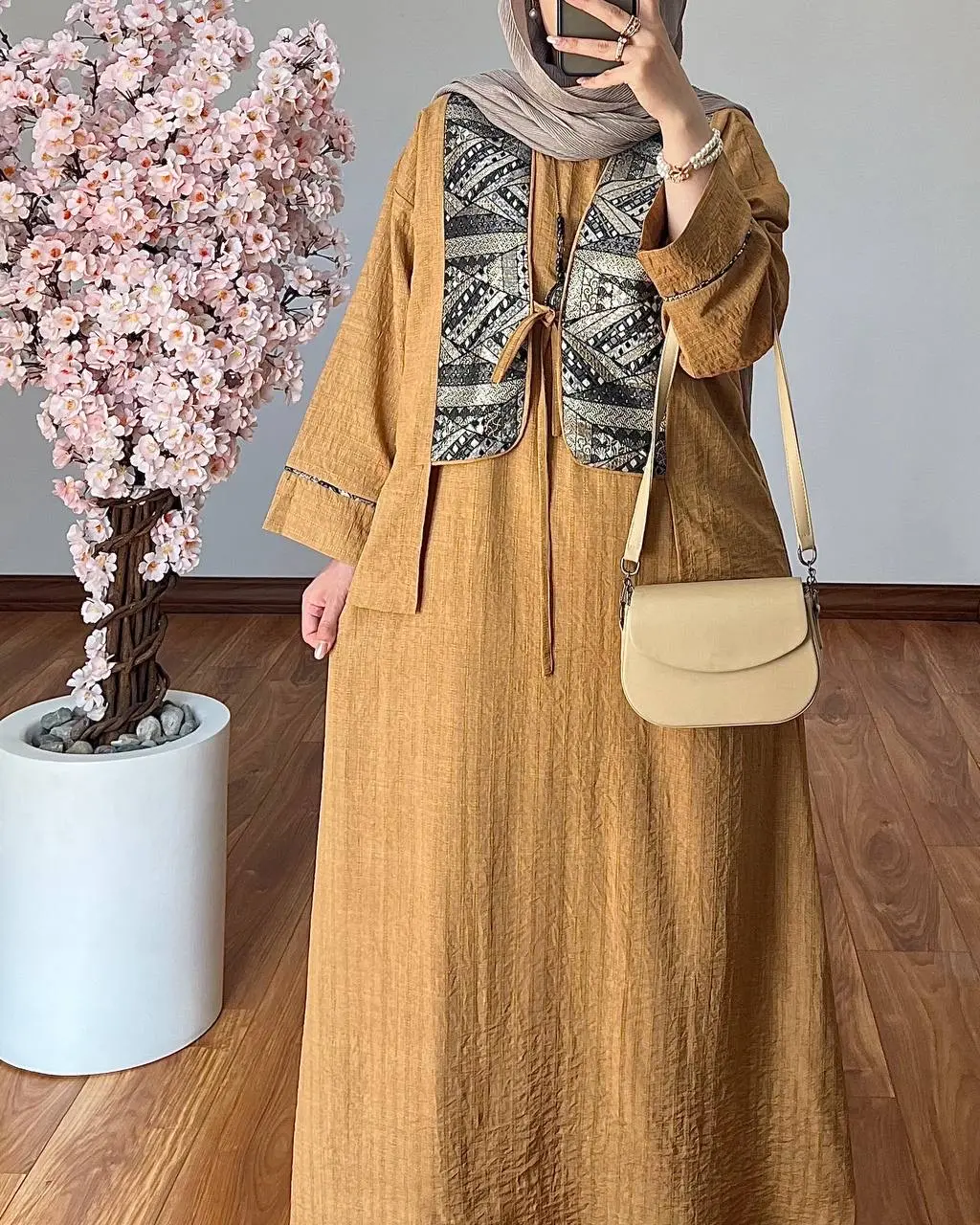 مانتو بلند آسمان