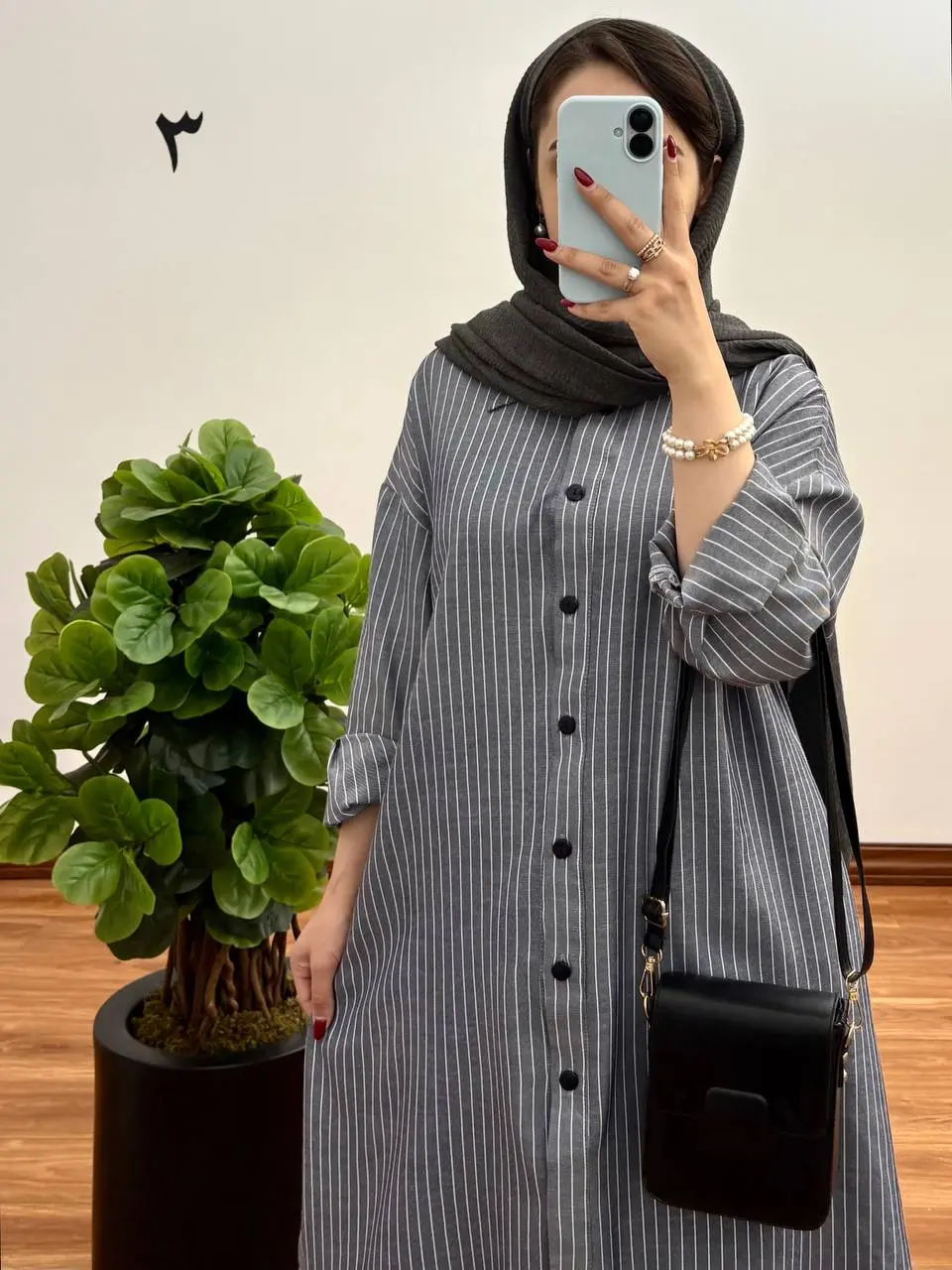 مانتو نخی گلرخ