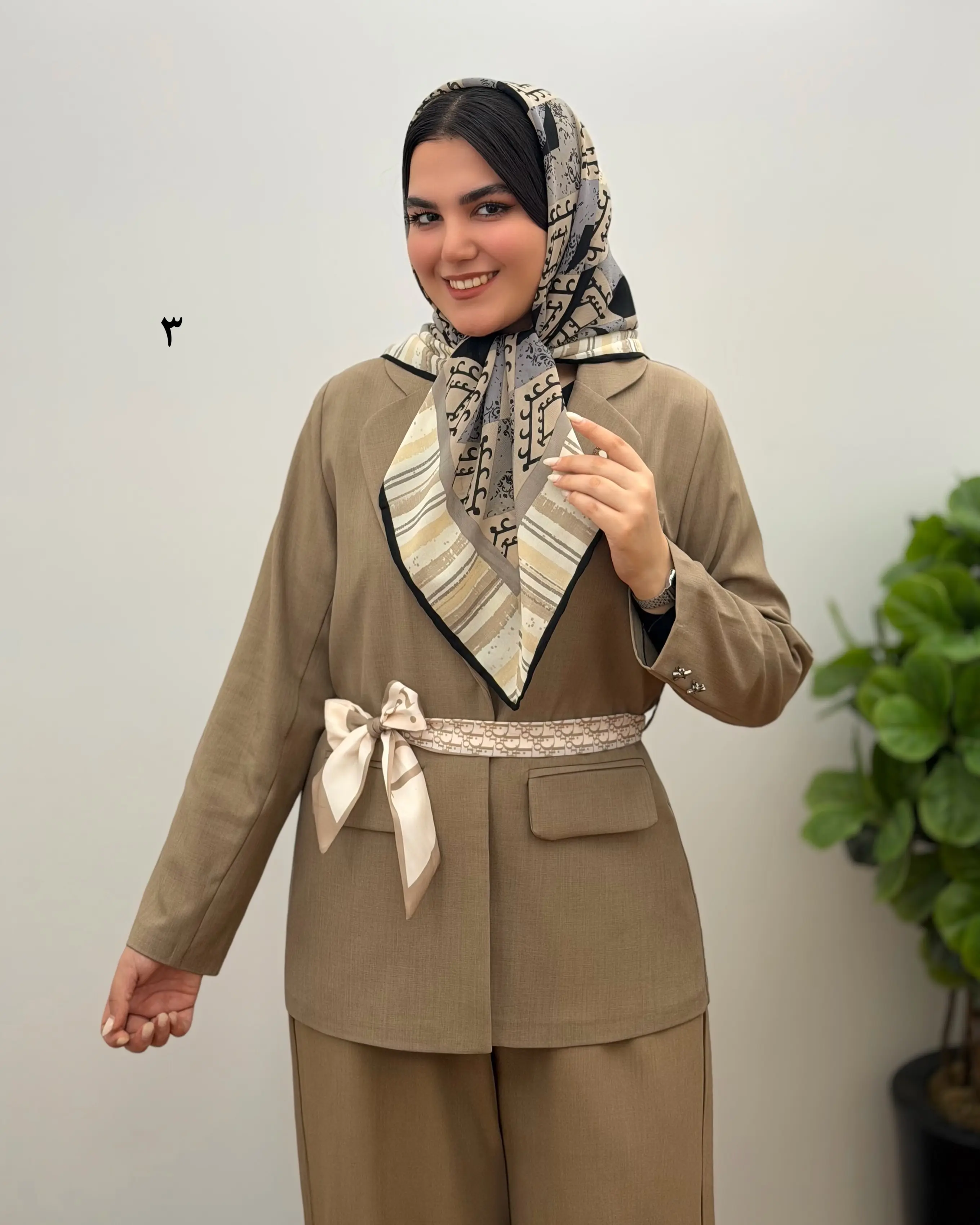 روسری دست دوز حریر مدل رونیا