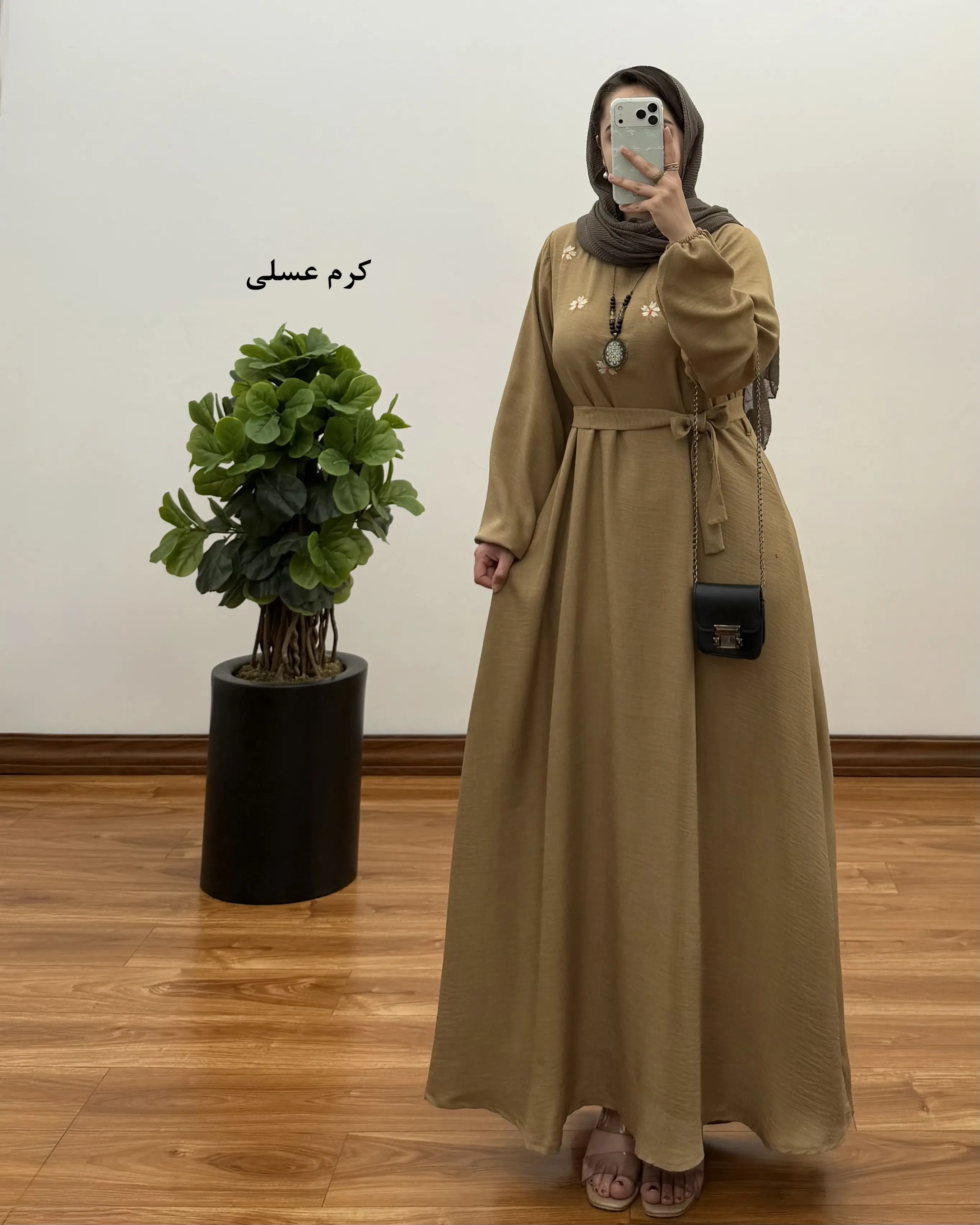 پیراهن مانتویی گلدوزی مدل تمنا