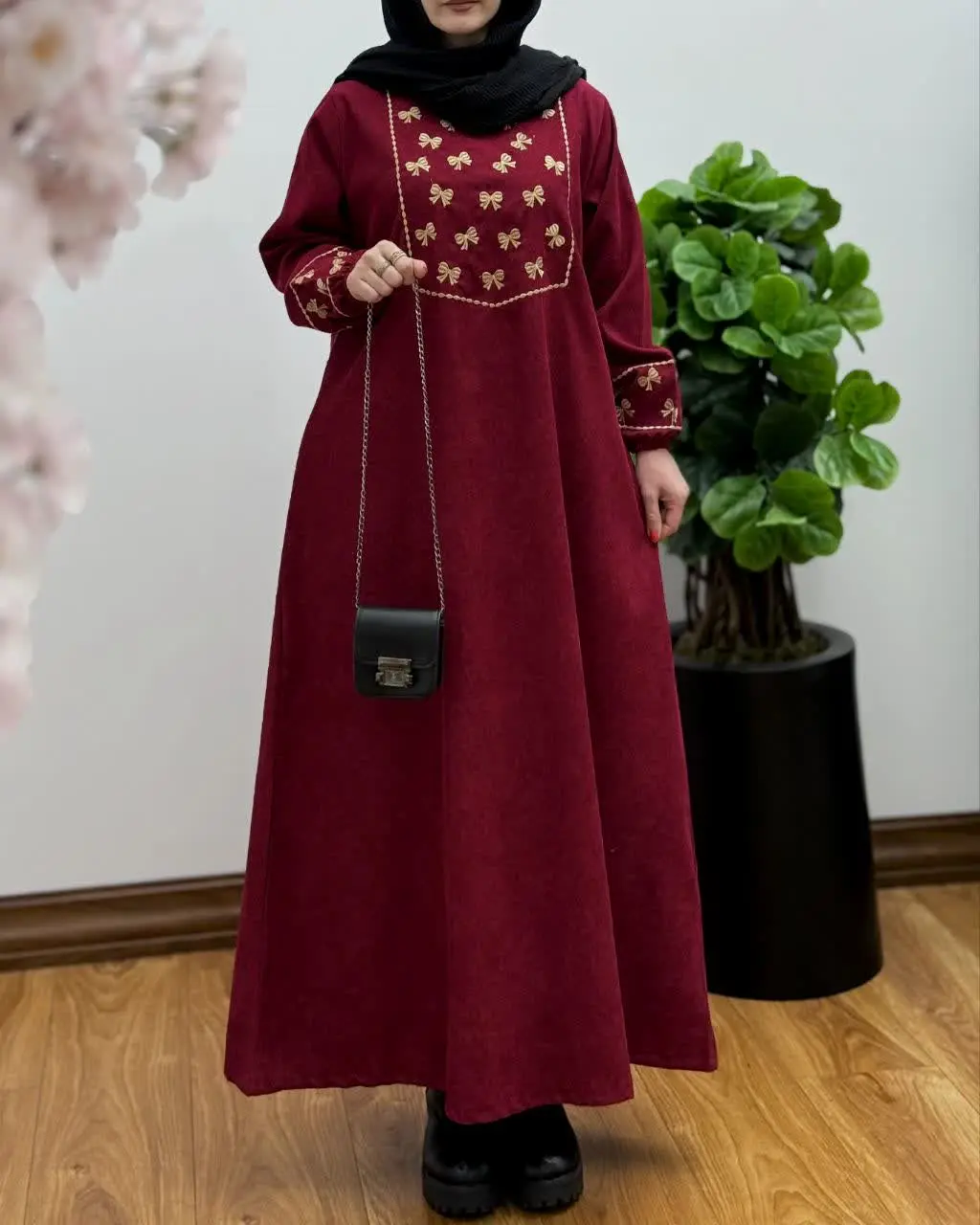 پیراهن مانتویی گلدوزی نرگس (ایراددار جزئی)