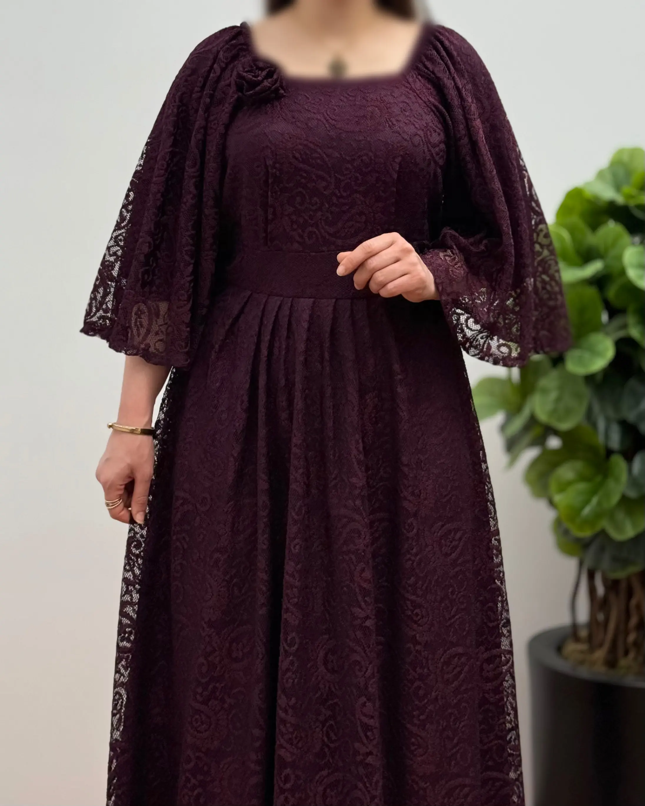 پیراهن دانتل مزونی مدل آوینا