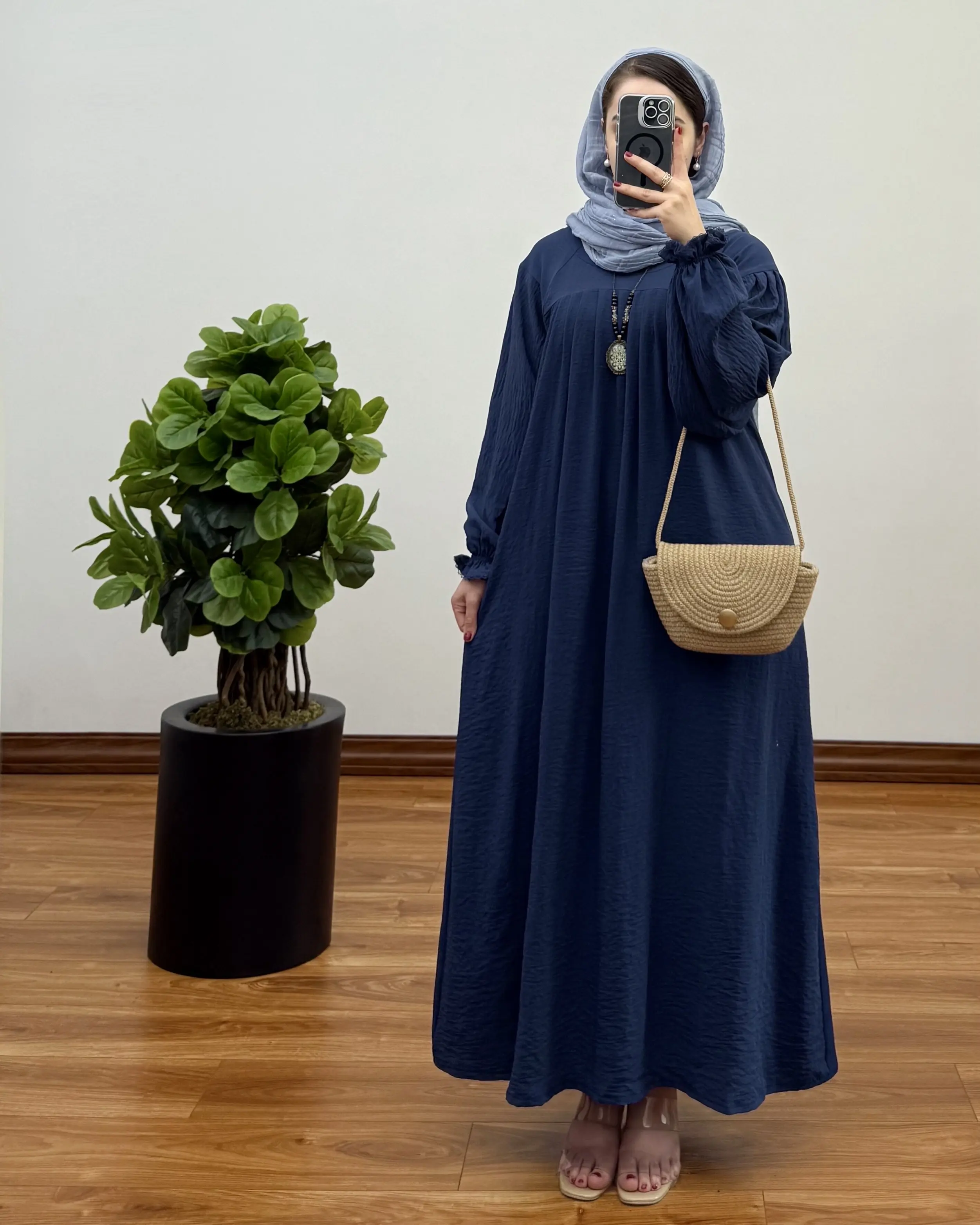 مانتو زنانه بلند ابروبادی مدل آیناز