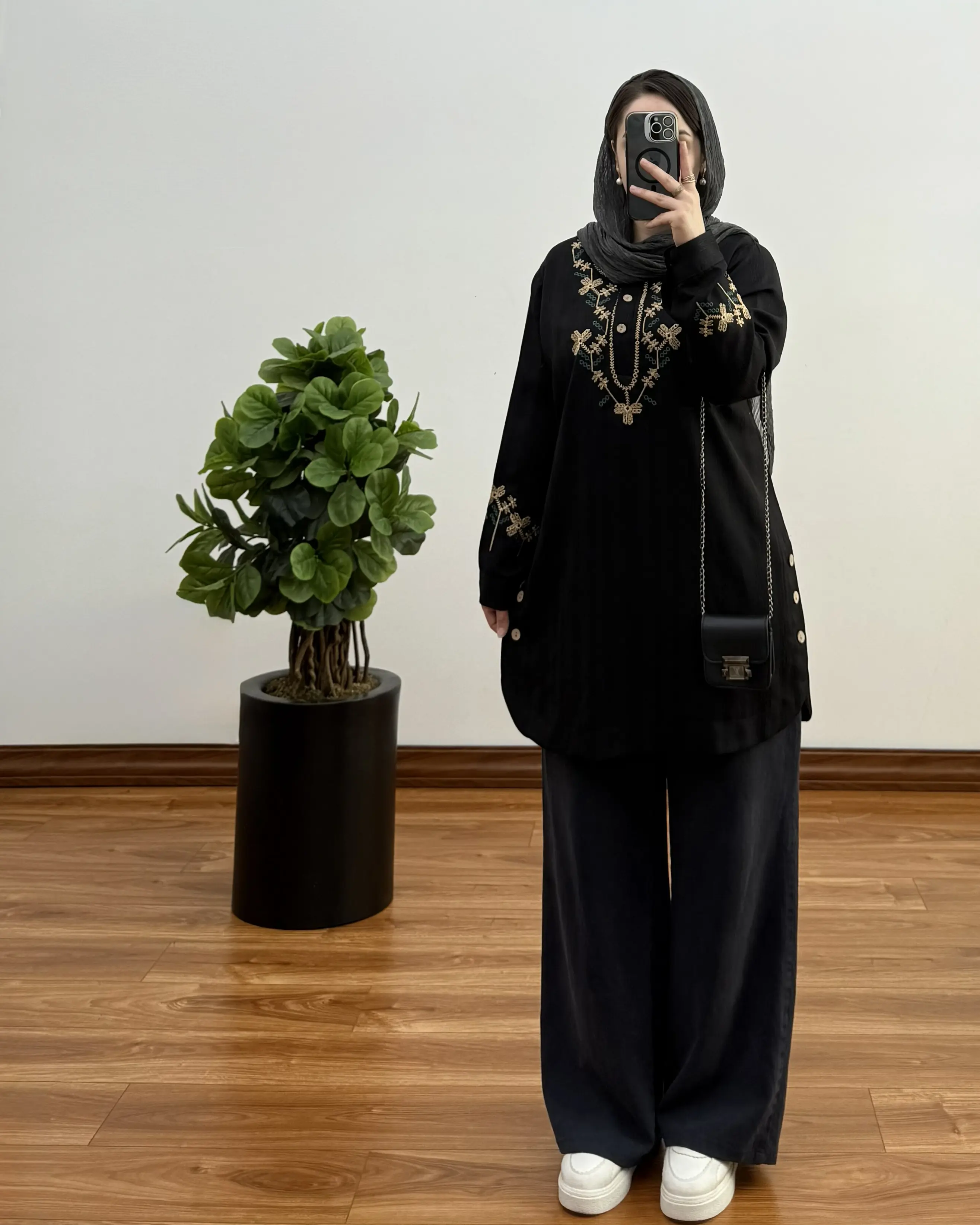 مانتو کوتاه بهاره مدل روژین