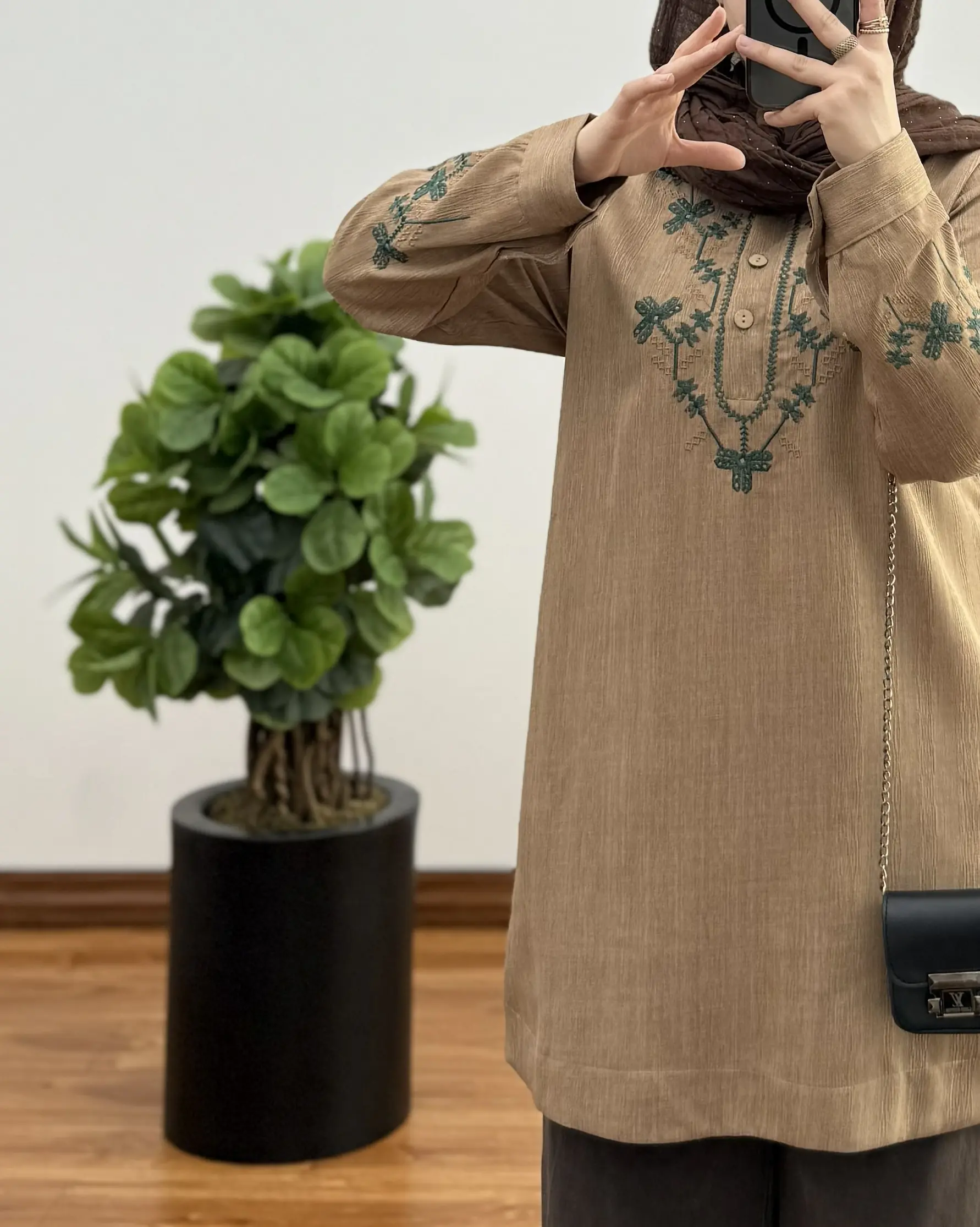 مانتو کوتاه بهاره مدل روژین