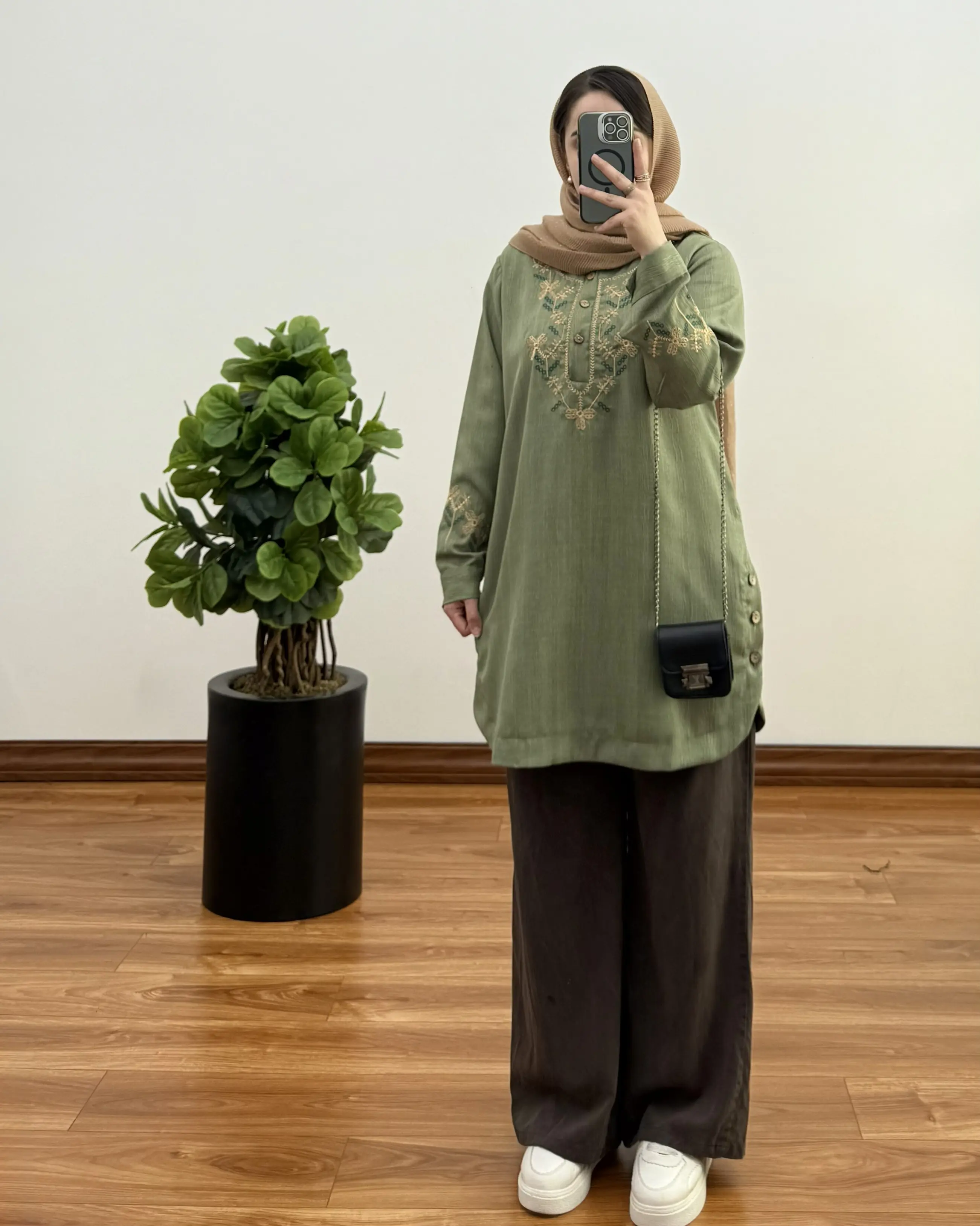 مانتو کوتاه بهاره مدل روژین